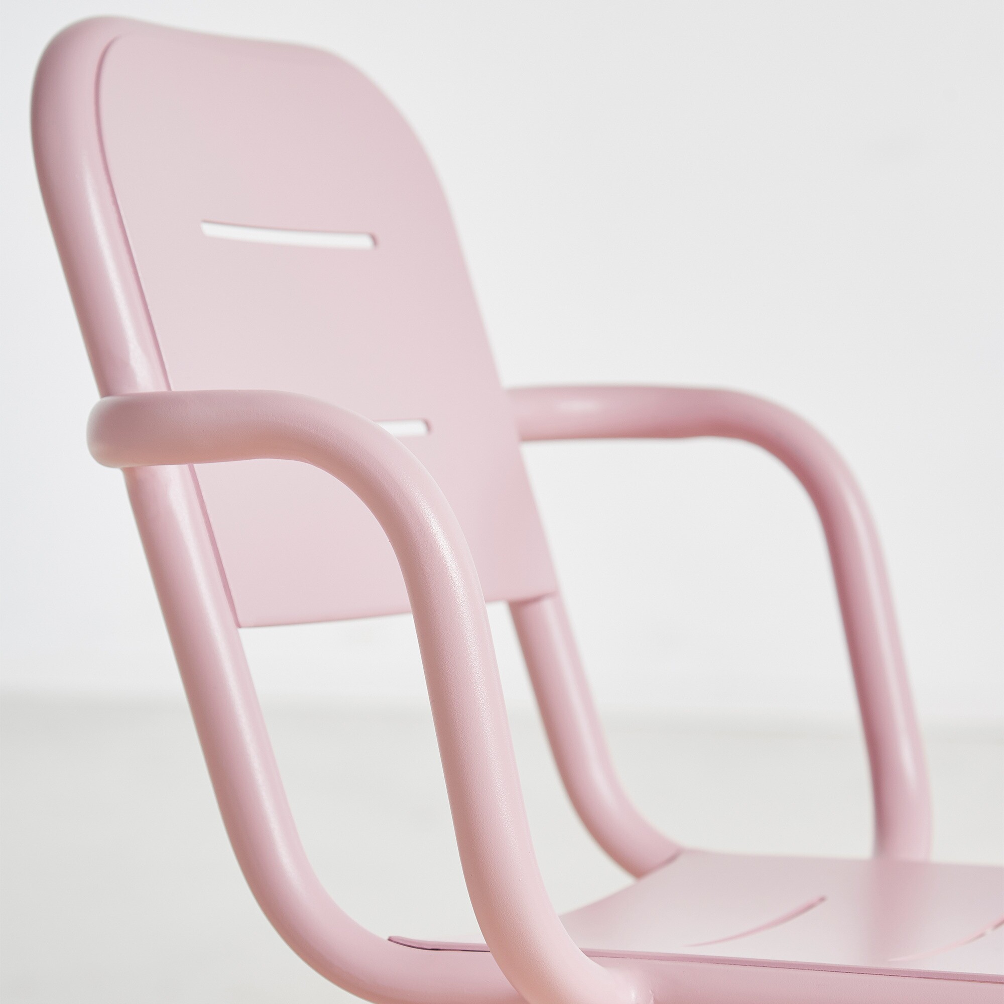 Ray Outdoor Armchair