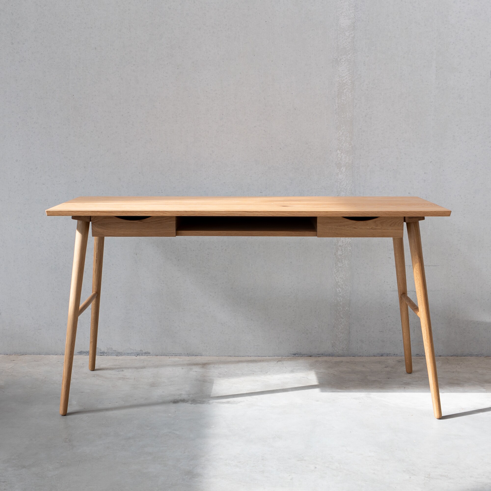 Thuis Desk 140x50cm