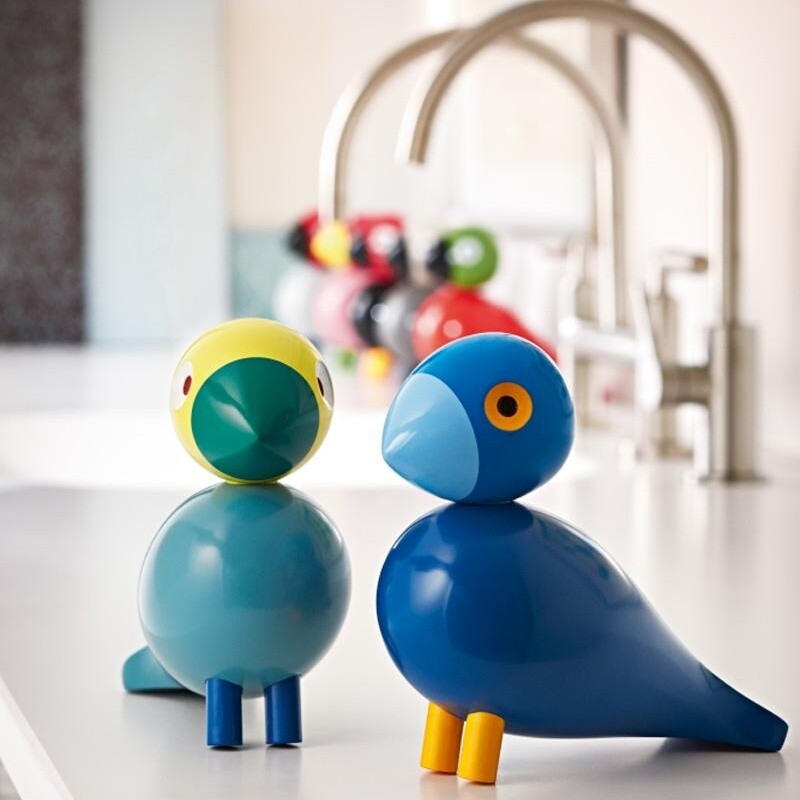 Wooden Figurine Songbird lacquered