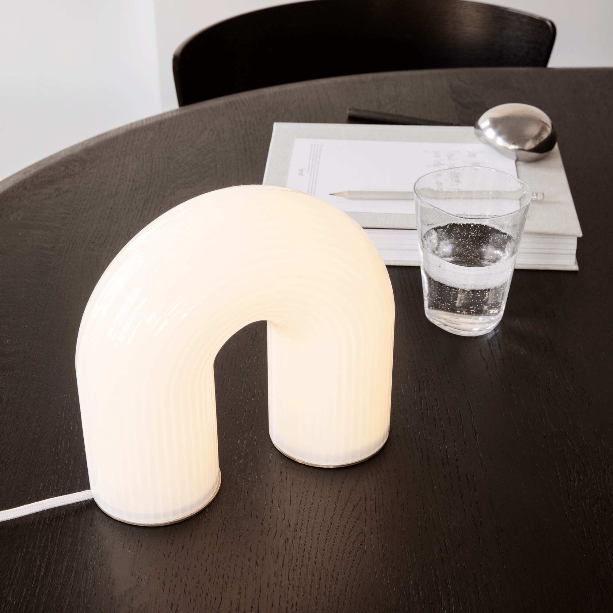 Vuelta LED Table Lamp