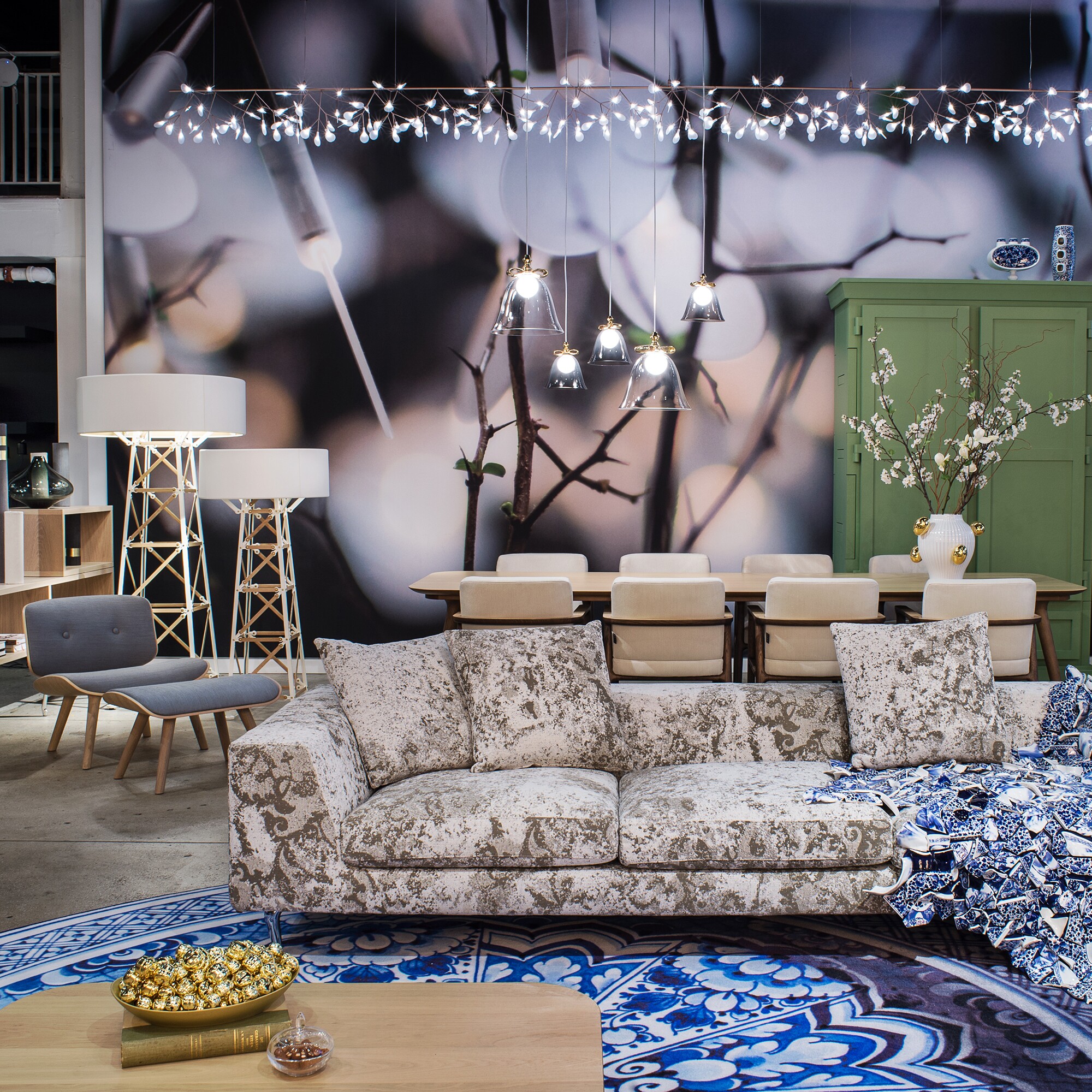 The Delft Blue Plate Carpet