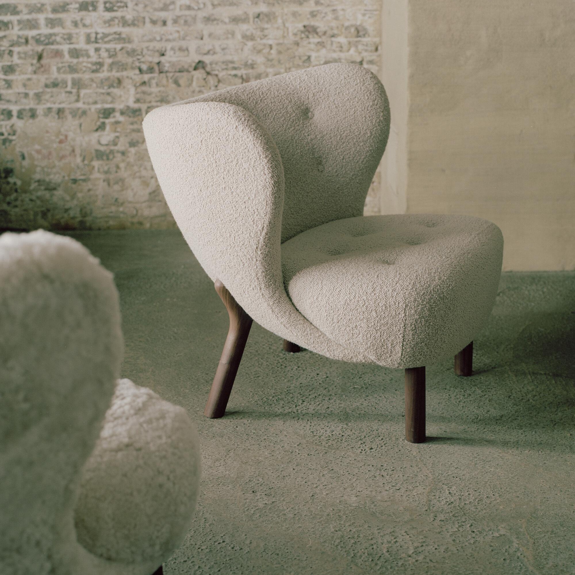 Little Petra VB1 Lounge Chair Frame Walnut