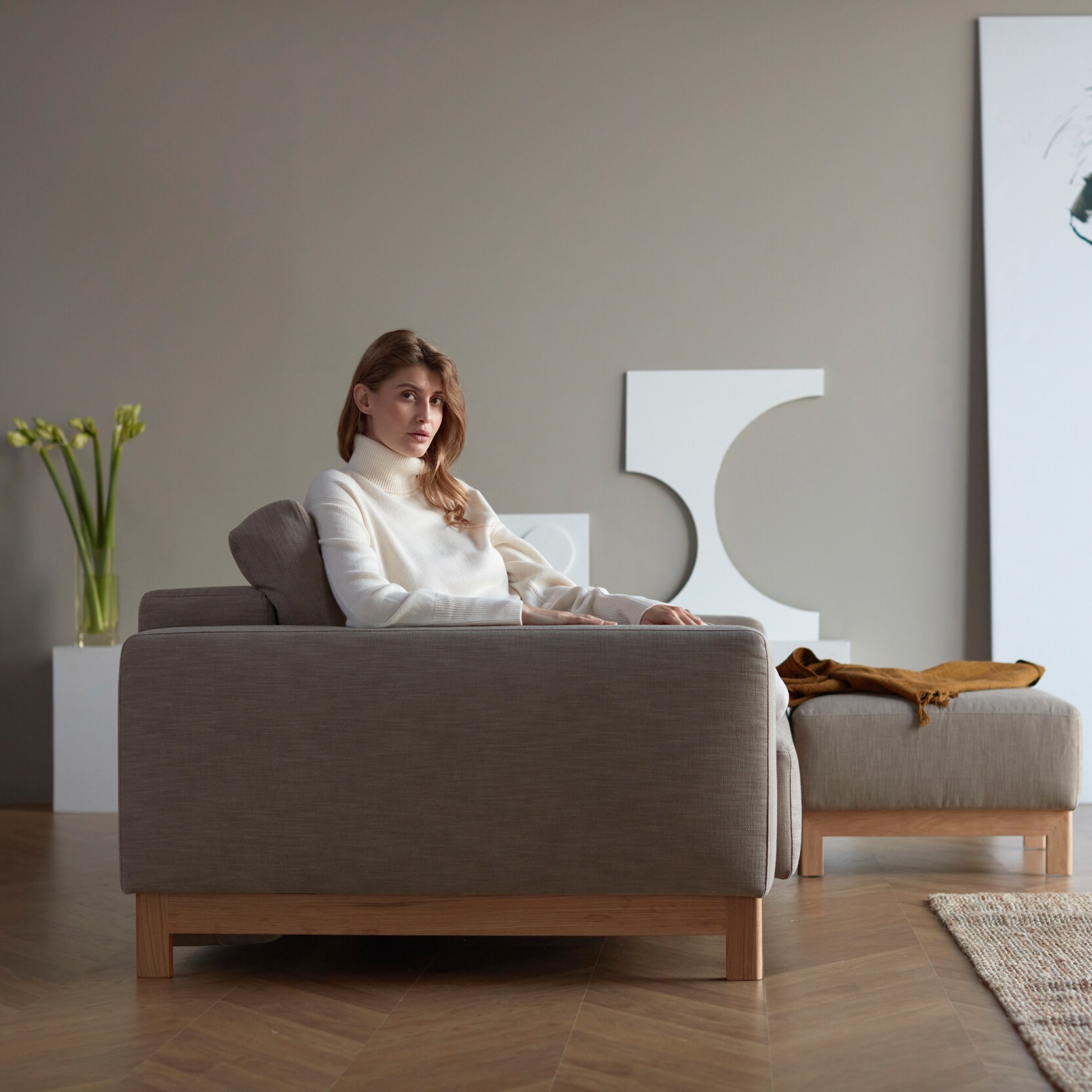 Pyxis Ottoman 66x66cm