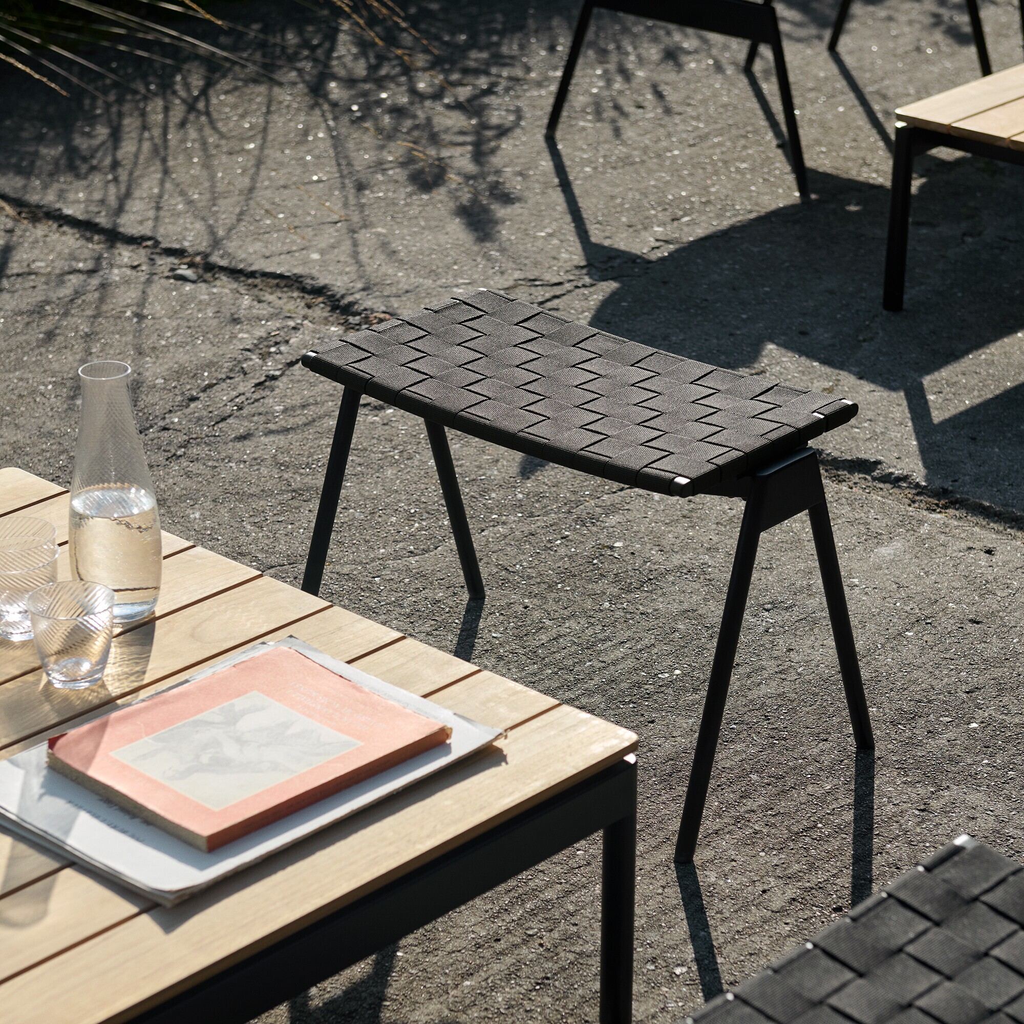 Ville AV46 Outdoor Foot Stool