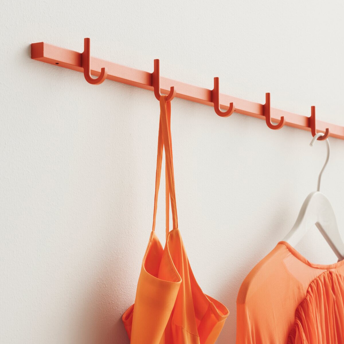 Relief Hook Rack 123cm