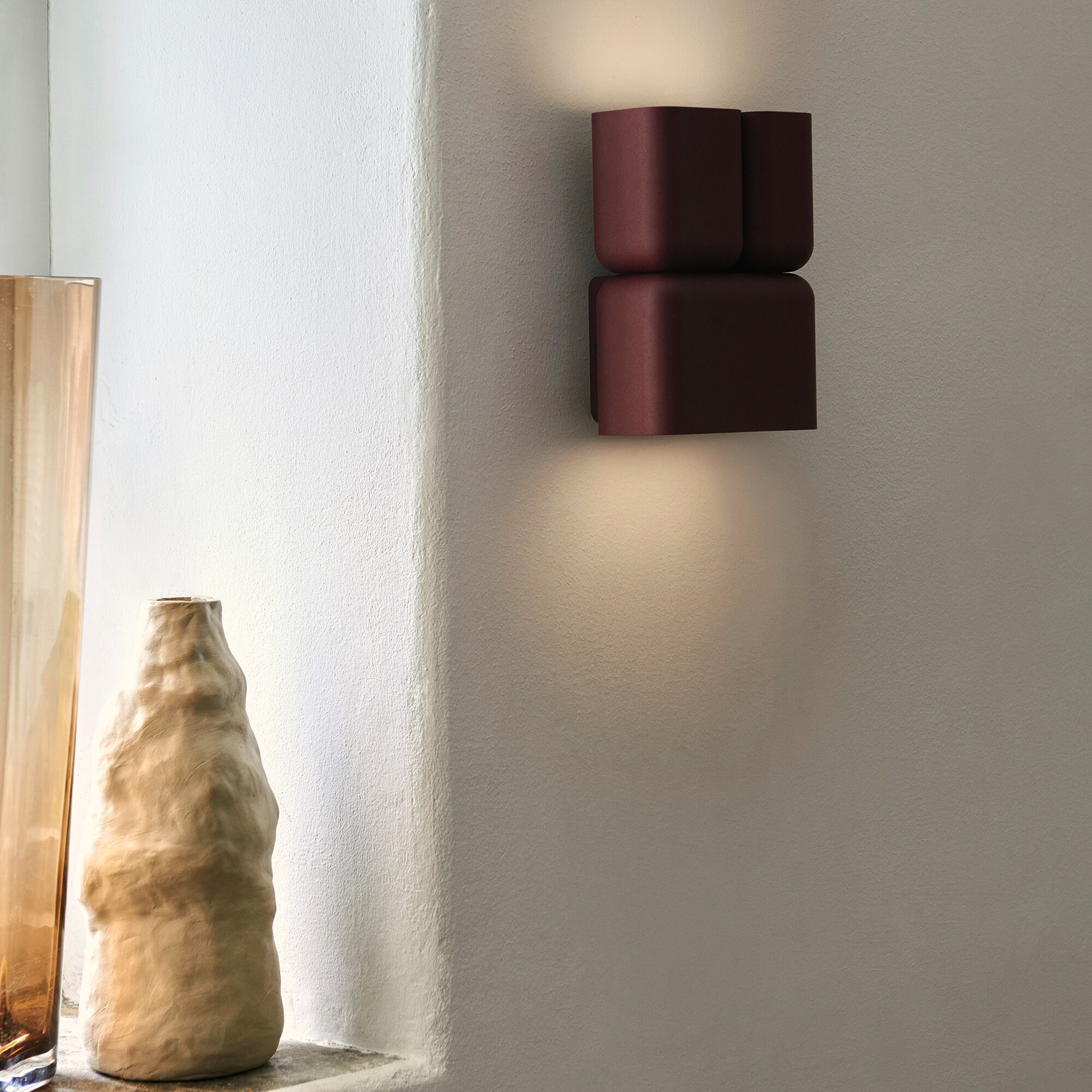 Tabata LN10 Wall Lamp