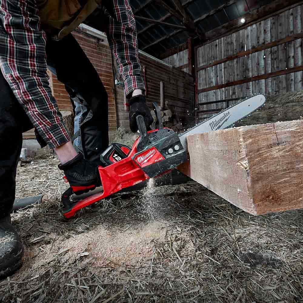 MILWAUKEE 18V FUEL™356mm Chainsaw Skin M18FCHS140