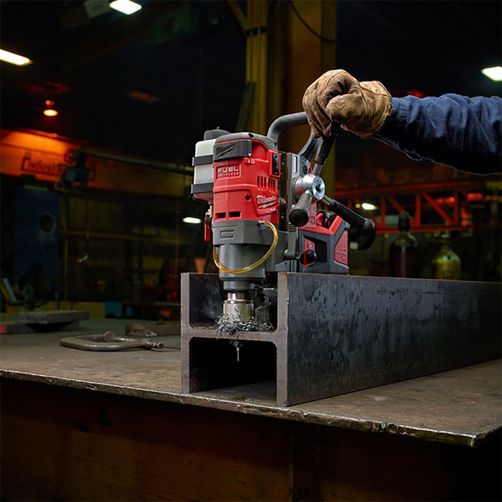 MILWAUKEE 18V Fuel™38mm Magnetic Drill Skin M18FMDP-0C
