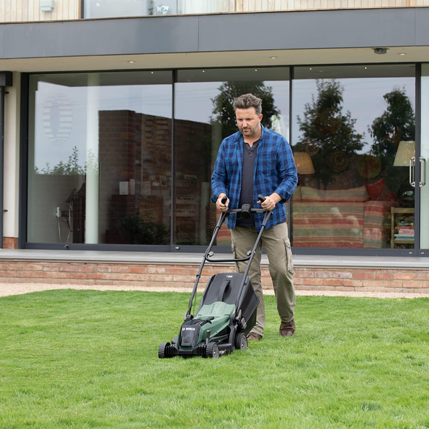 Bosch Cordless Lawnmower EasyRotak 36-550