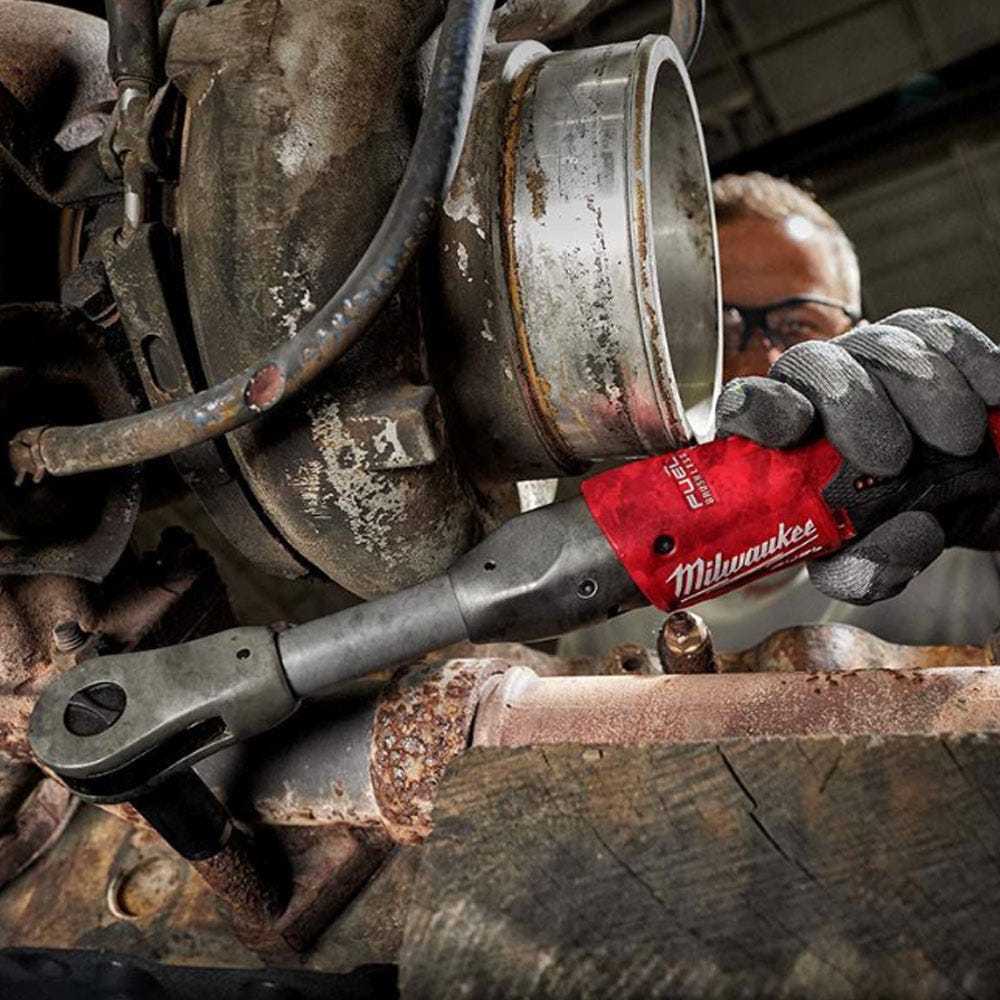 MILWAUKEE 12V FUEL™3/8" Ratchet Extended Reach Skin M12FIR38LR-0