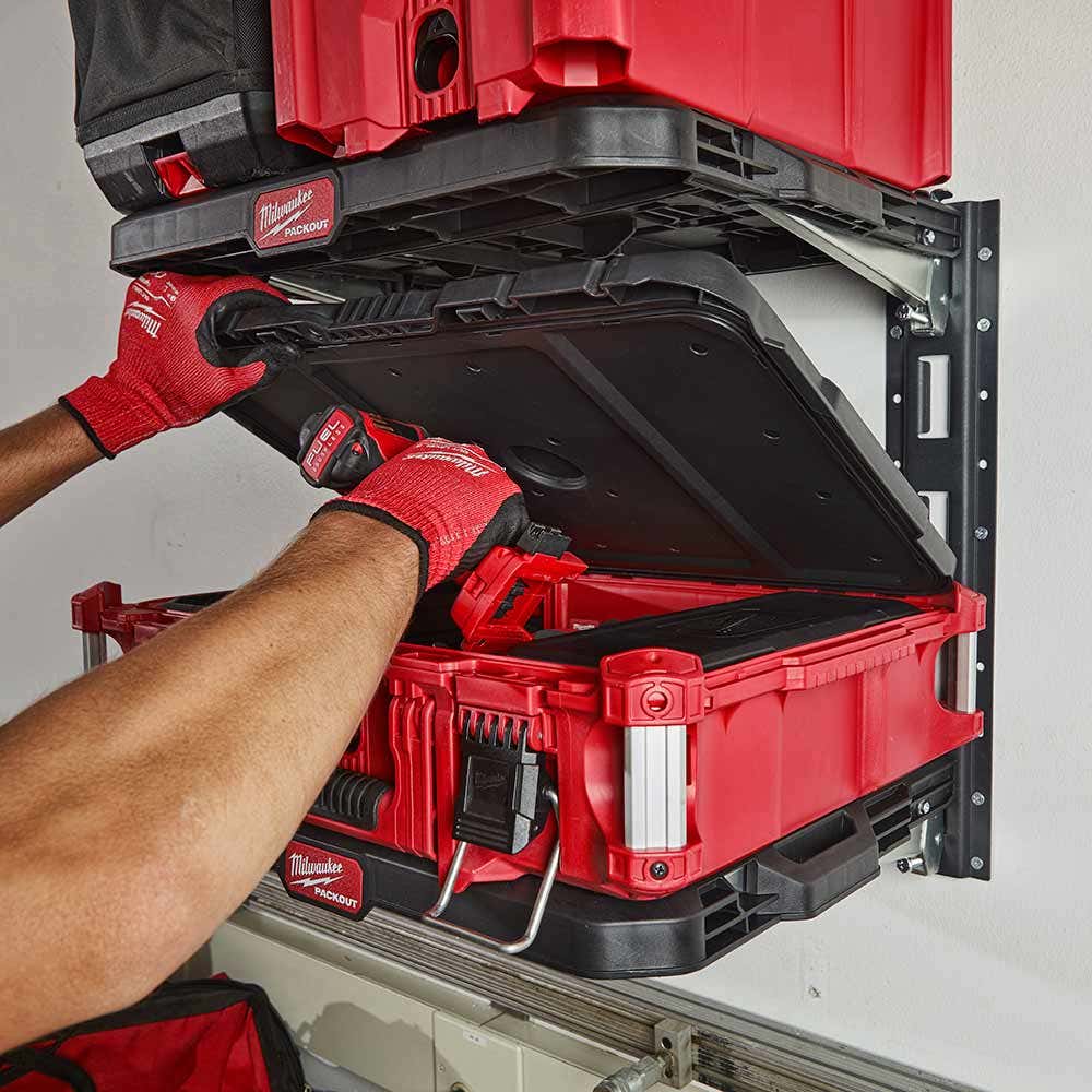 MILWAUKEE 2-Piece Vertical E-Track Rails for PACKOUT™Racking Shelves 48228482