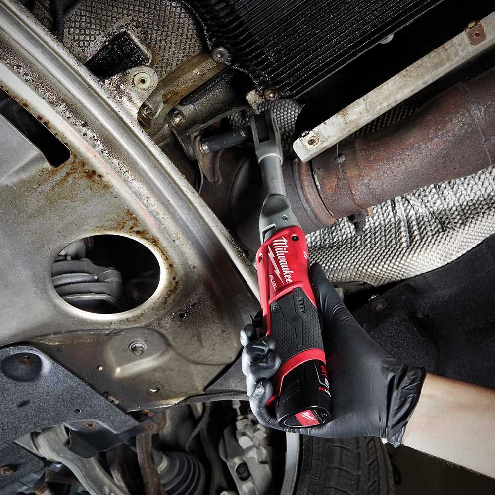 MILWAUKEE 12V FUEL™3/8" Ratchet Extended Reach Skin M12FIR38LR-0