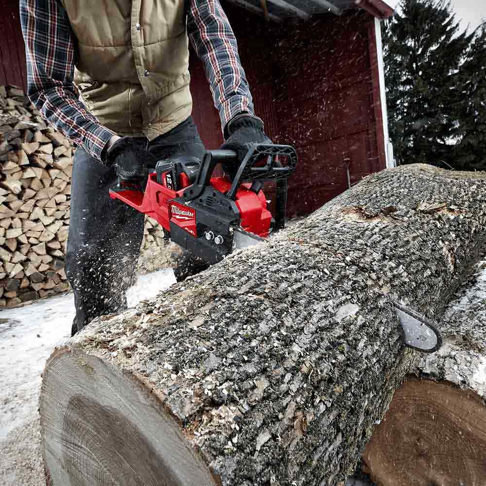 MILWAUKEE 18V FUEL™356mm Chainsaw Skin M18FCHS140