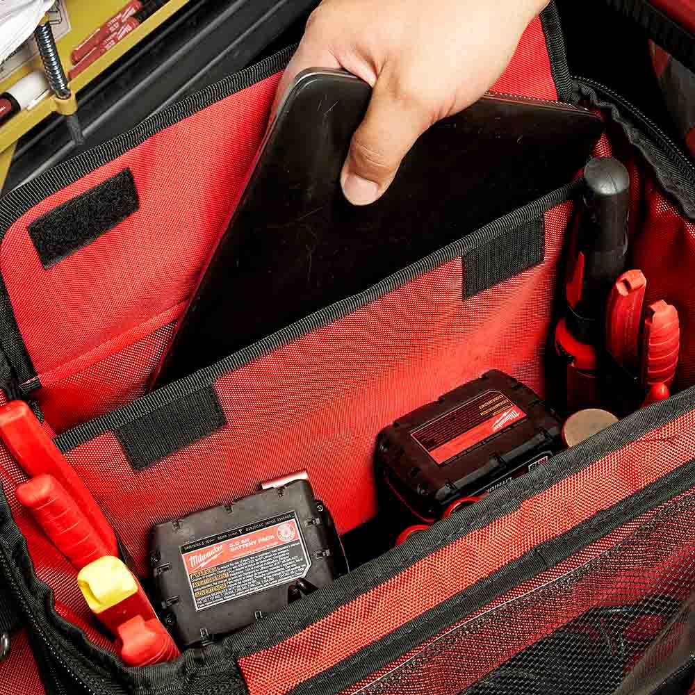 MILWAUKEE PACKOUT™Tool Tech Bag 48228300