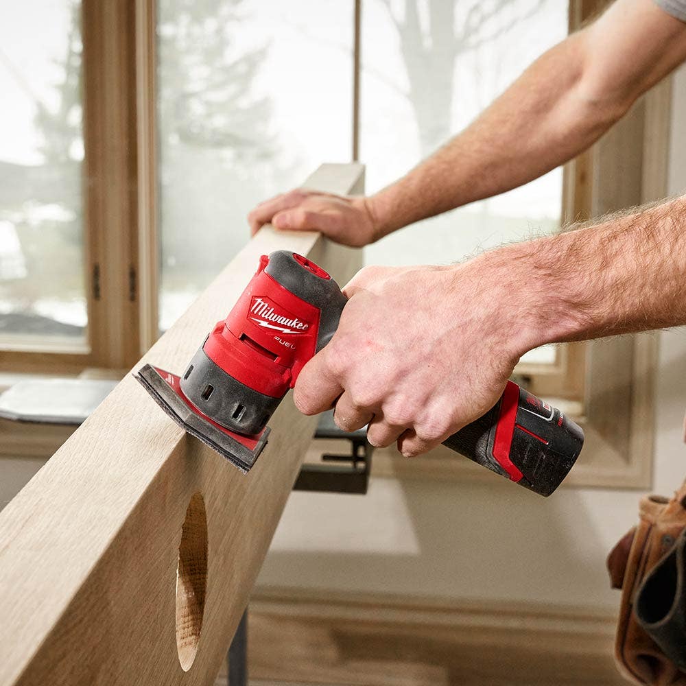MILWAUKEE 12V FUEL™Orbital Detail Sander Skin M12FDSS0
