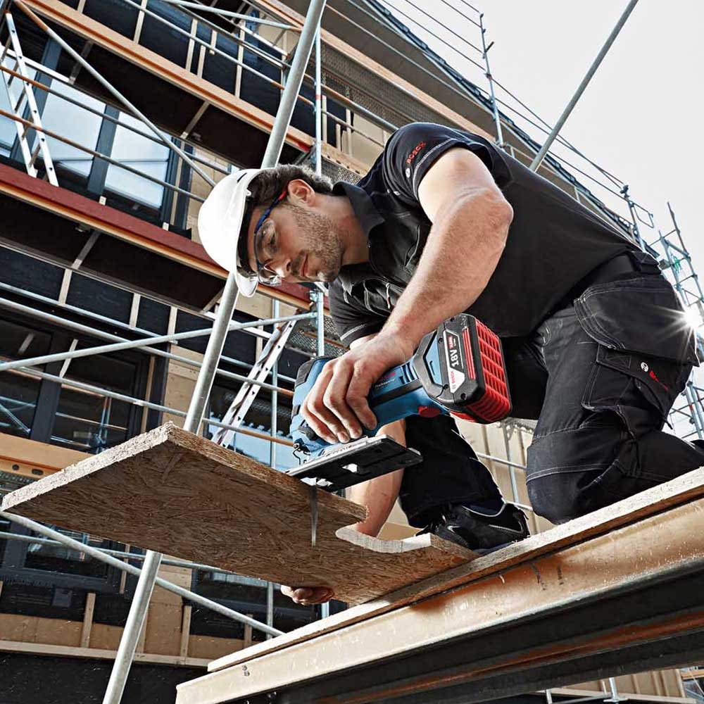 BOSCH 18V Cordless Jigsaw GST 18 V-LI B Skin 06015A6100