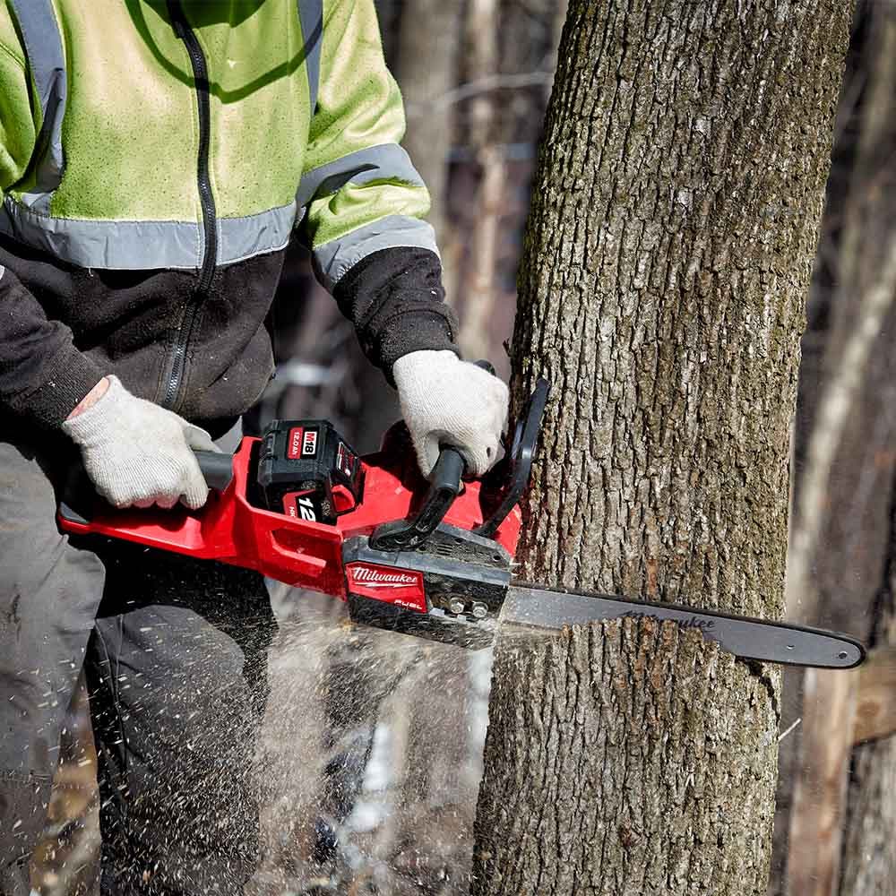 MILWAUKEE 18V FUEL™406mm Chainsaw Skin M18FCHS-0