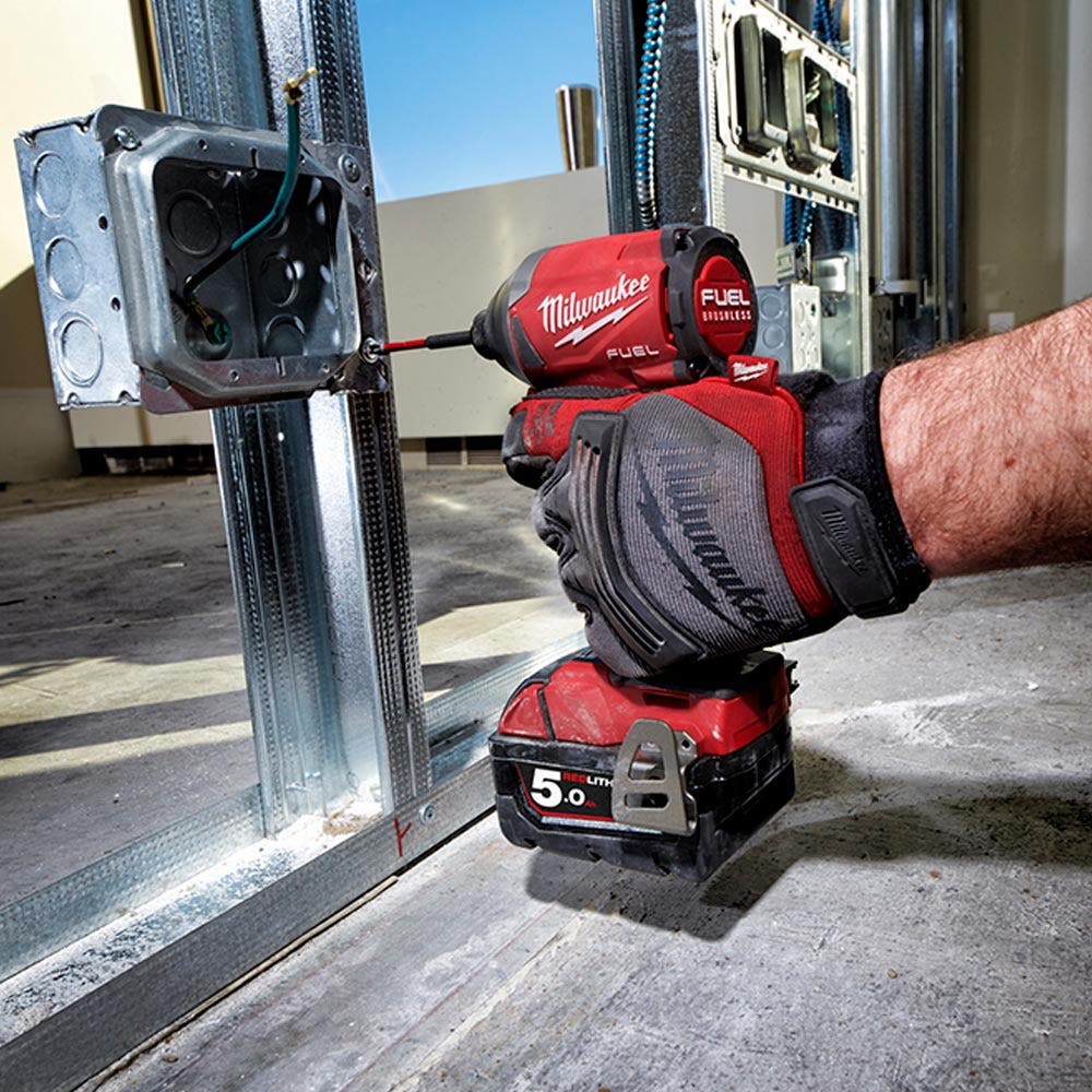 MILWAUKEE 18V Fuel™1/4" Hex Impact Driver Skin M18FID2-0