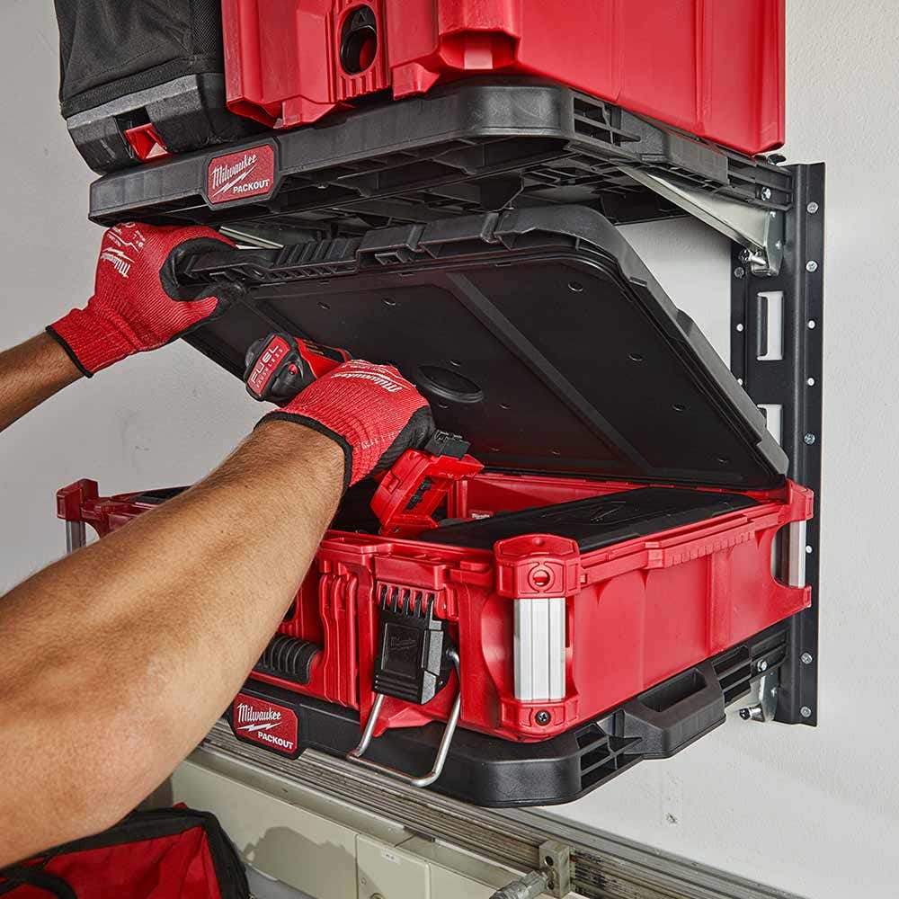 MILWAUKEE 2-Piece Vertical E-Track Rails for PACKOUT™Racking Shelves 48228482