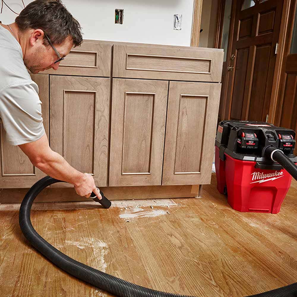 MILWAUKEE 18V FUEL™34L Wet/Dry Vacuum Skin M18FVC34L0