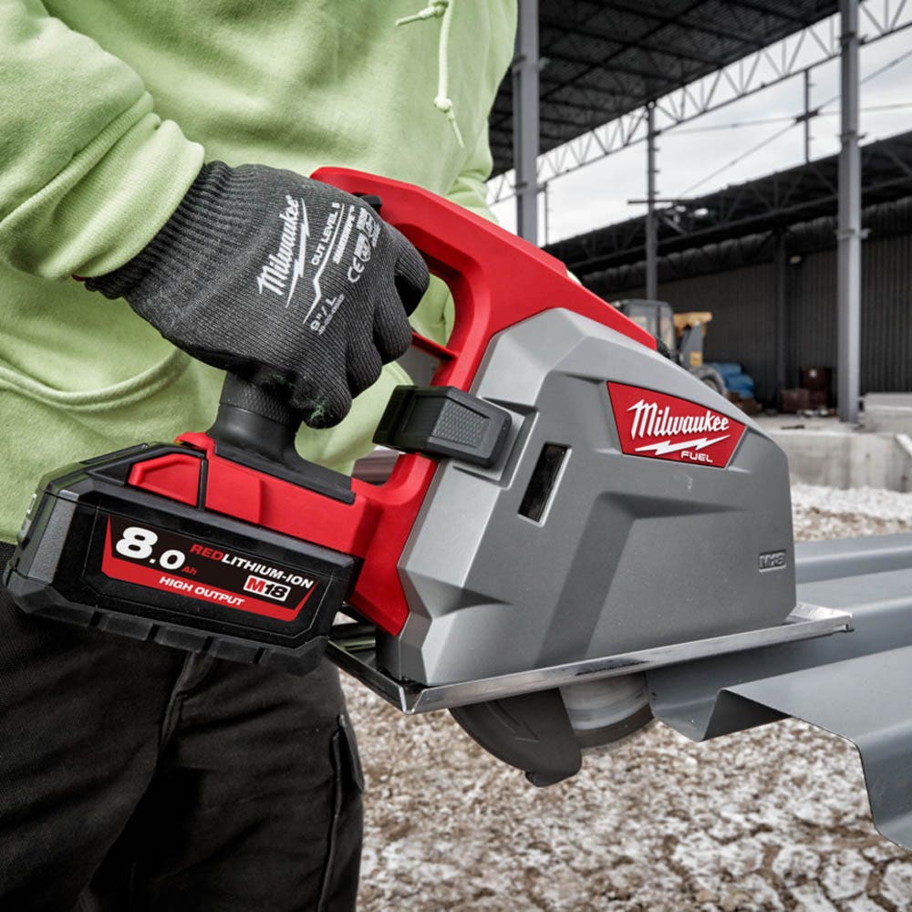 MILWAUKEE 18V FUEL™203mm Metal Cutting Circular Saw Skin M18FMCS66-0