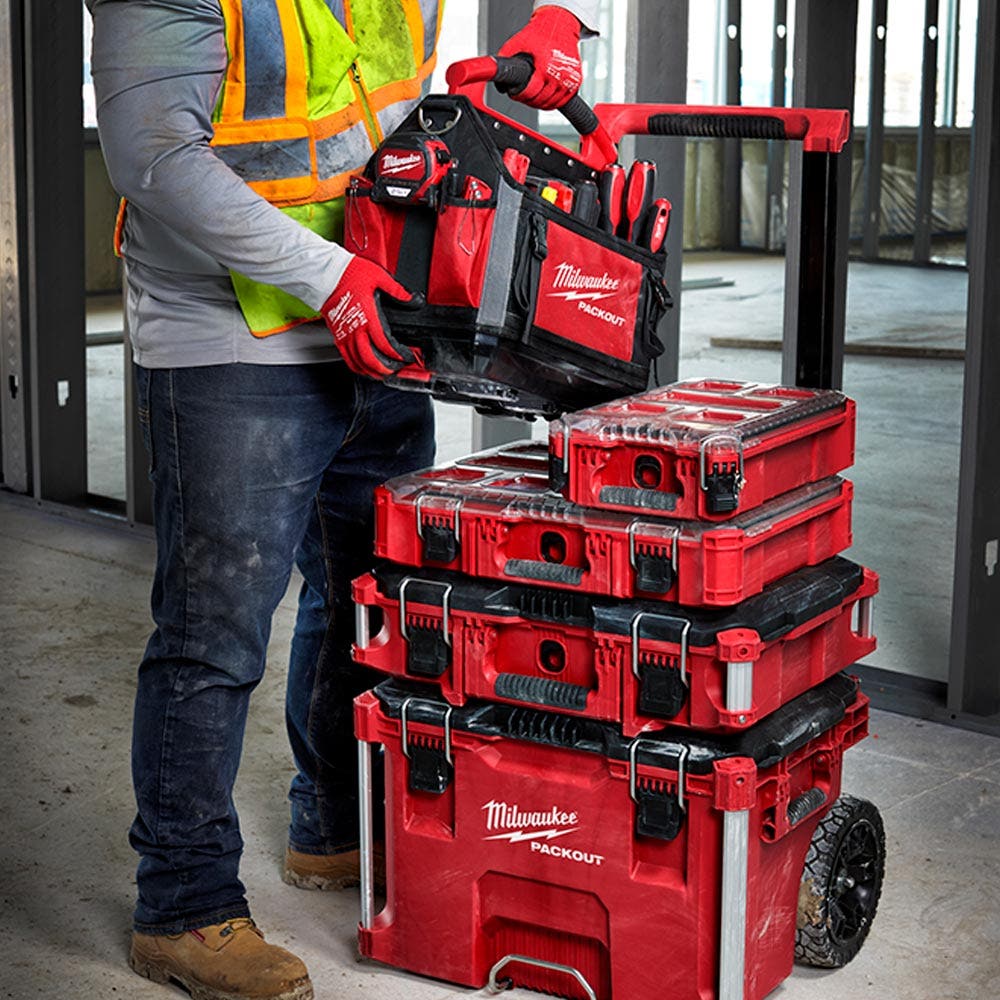 MILWAUKEE PACKOUT™Large Tool Box 48228425