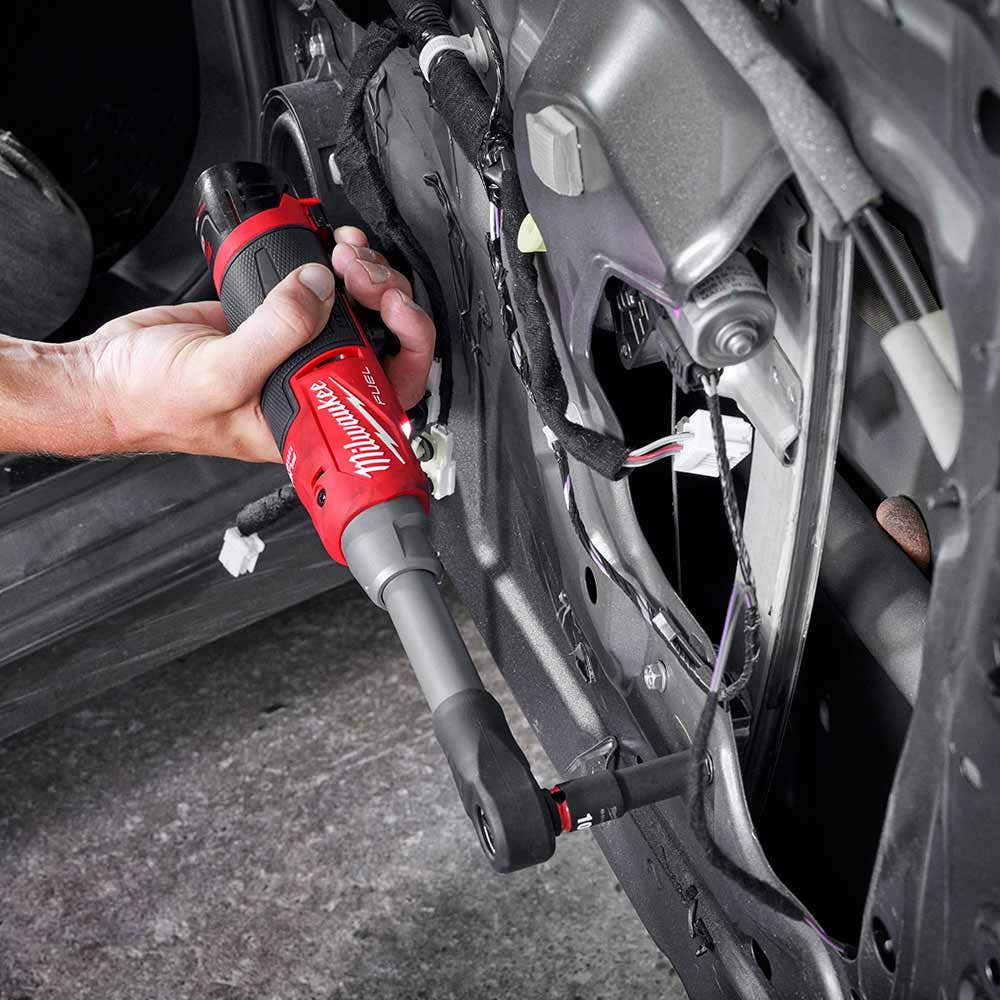 MILWAUKEE 12V FUEL™3/8" High Speed Extended Reach Ratchet Skin M12FHIR38LR0