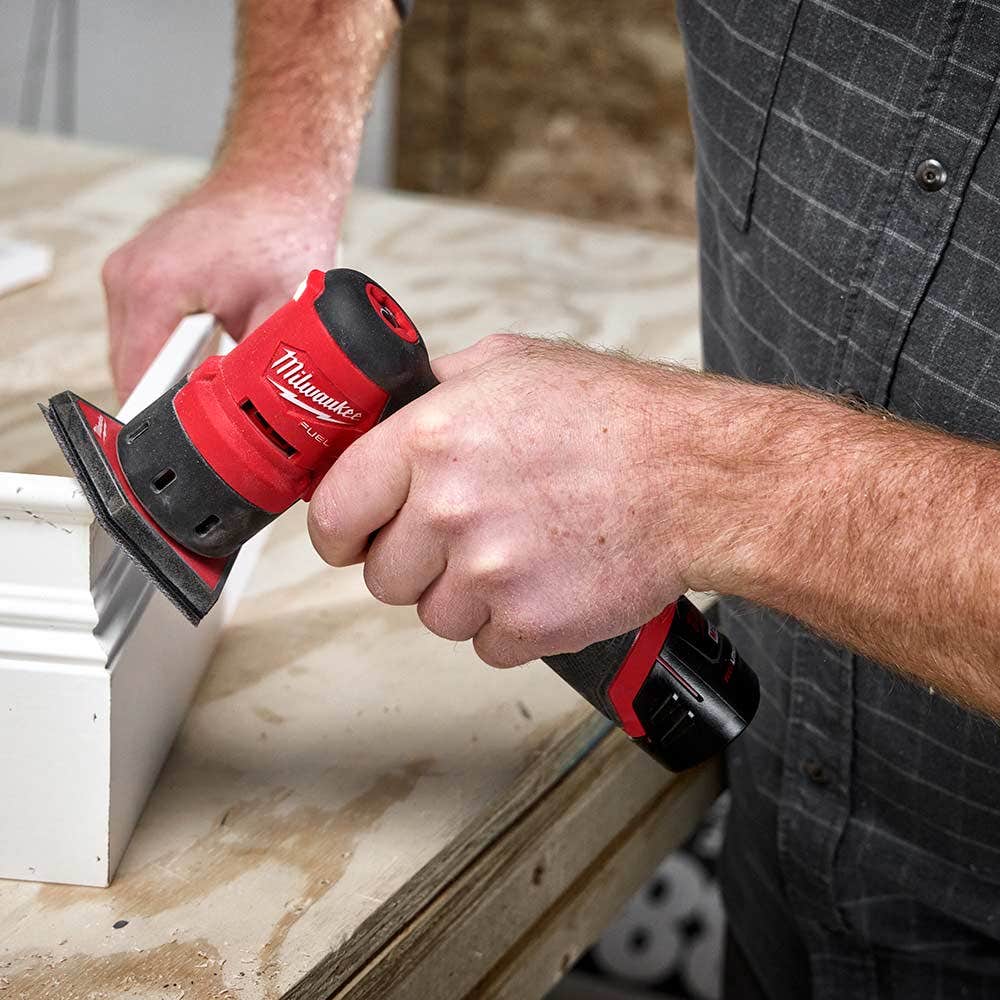 MILWAUKEE 12V FUEL™Orbital Detail Sander Skin M12FDSS0