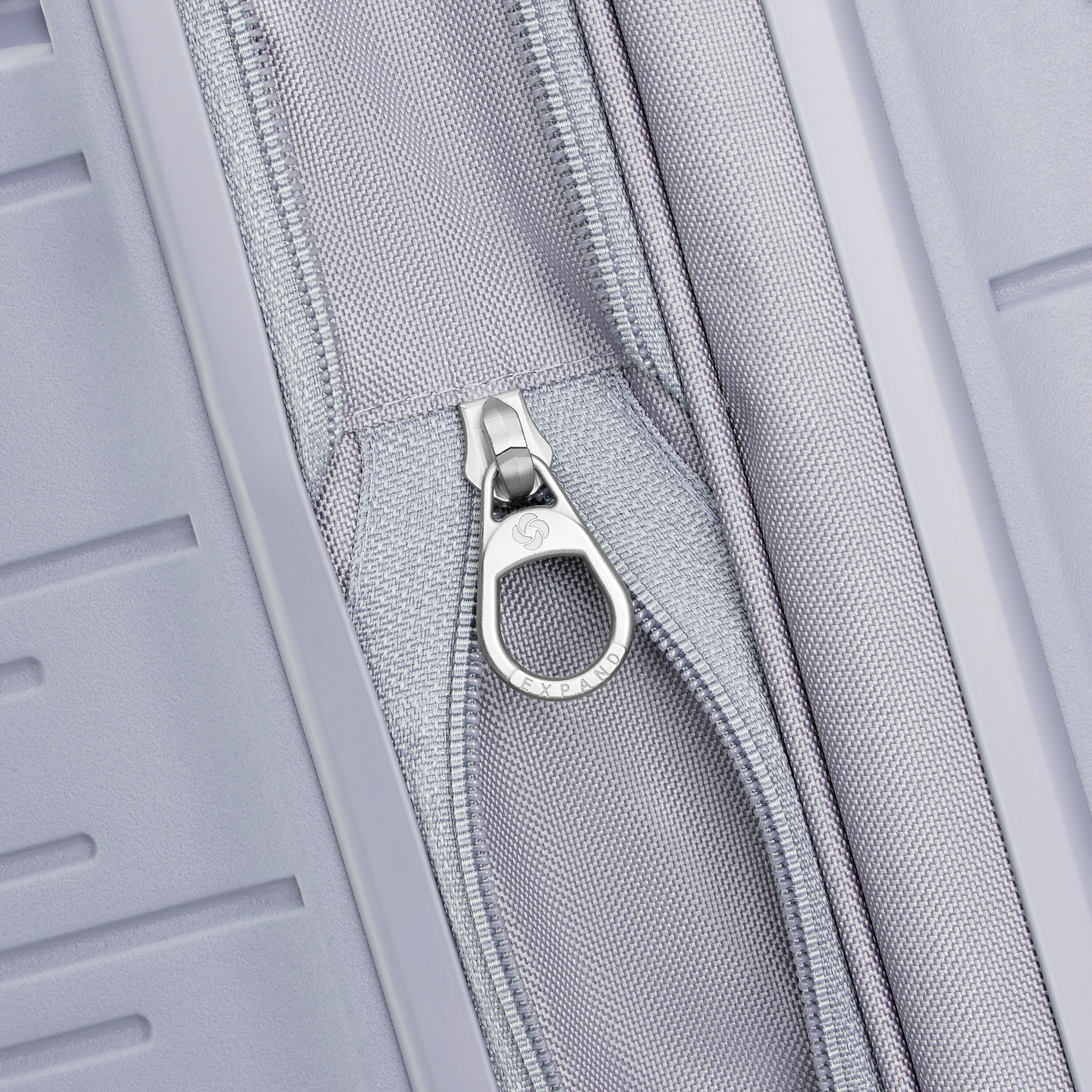 Samsonite ELEVATION™ PLUS LARGE SPINNER