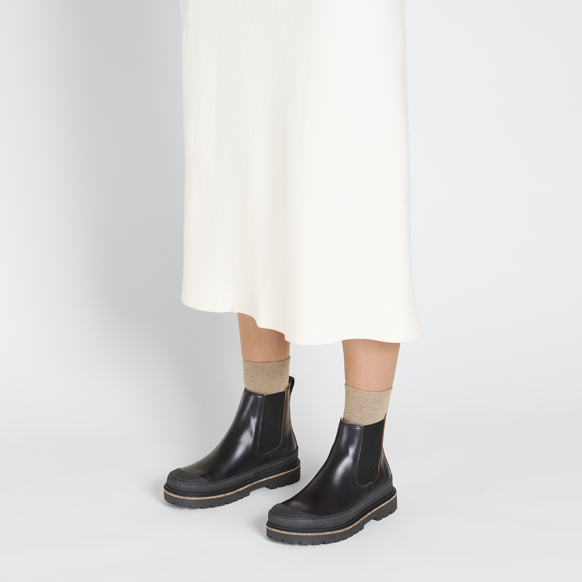 Prescott Slip On Women Oiled Leather