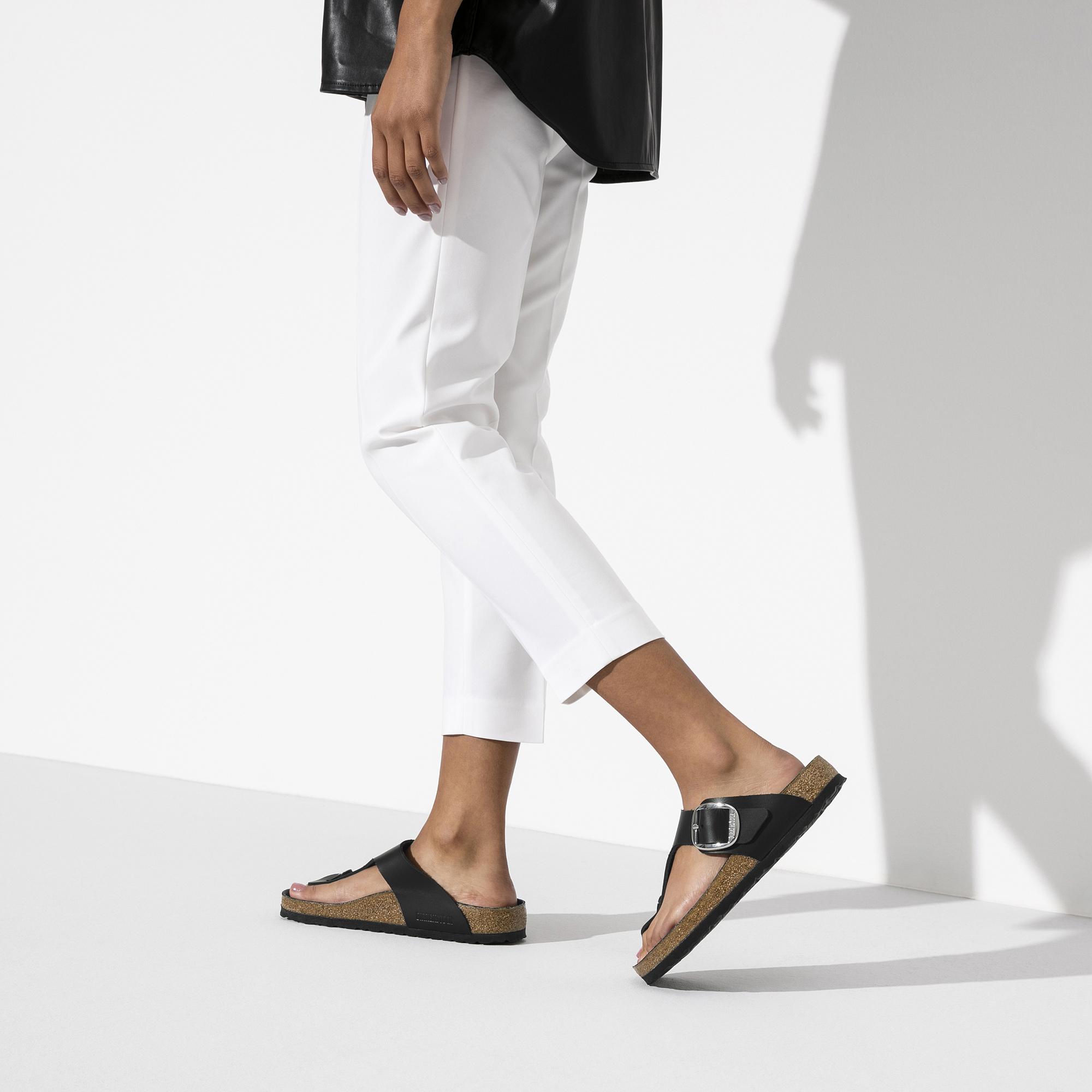 Gizeh Big Buckle Oiled Leather