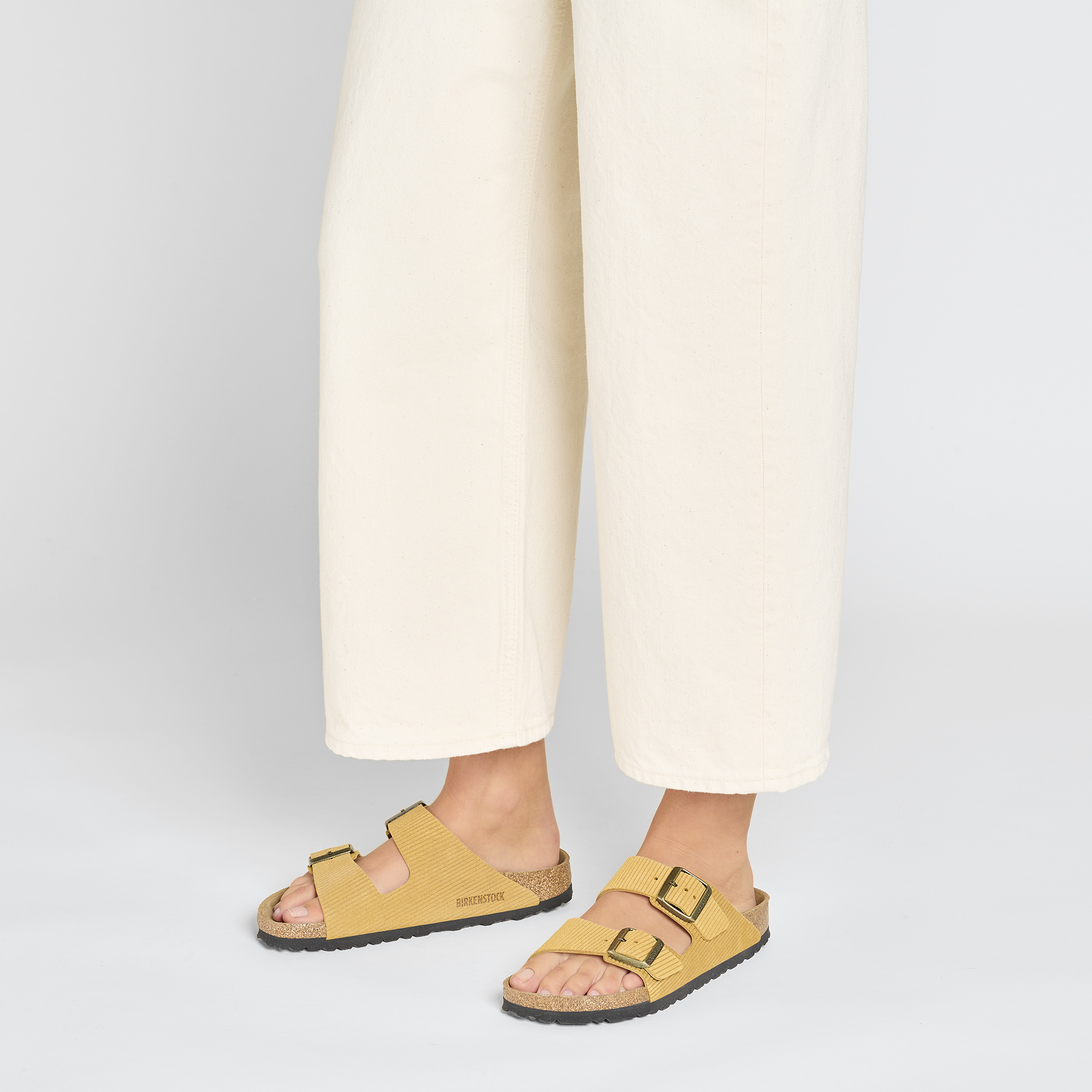 Arizona Suede Embossed