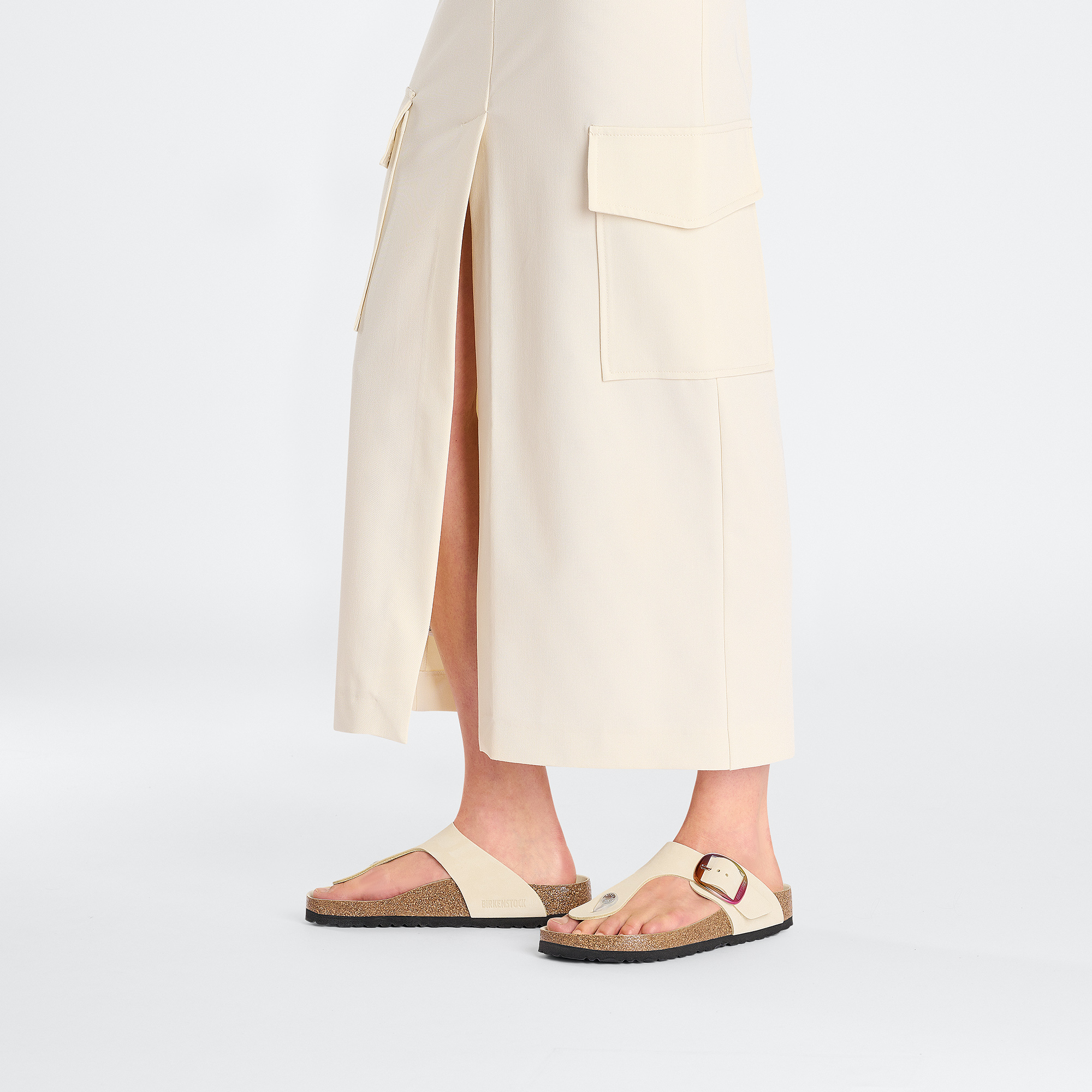 Gizeh Big Buckle Nubuck Leather