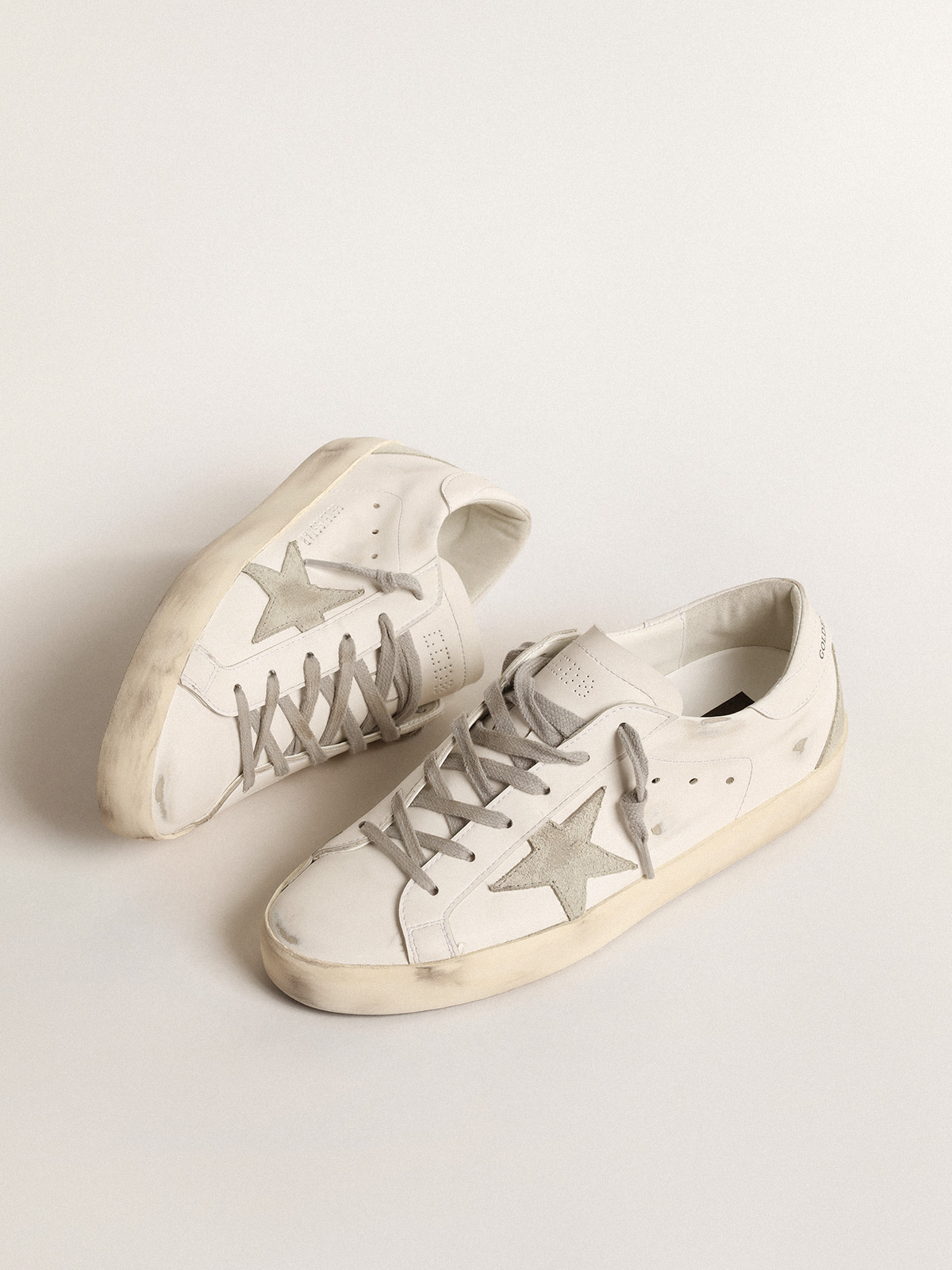 Men's bio-based Super-Star with ice-gray suede star| Golden Goose