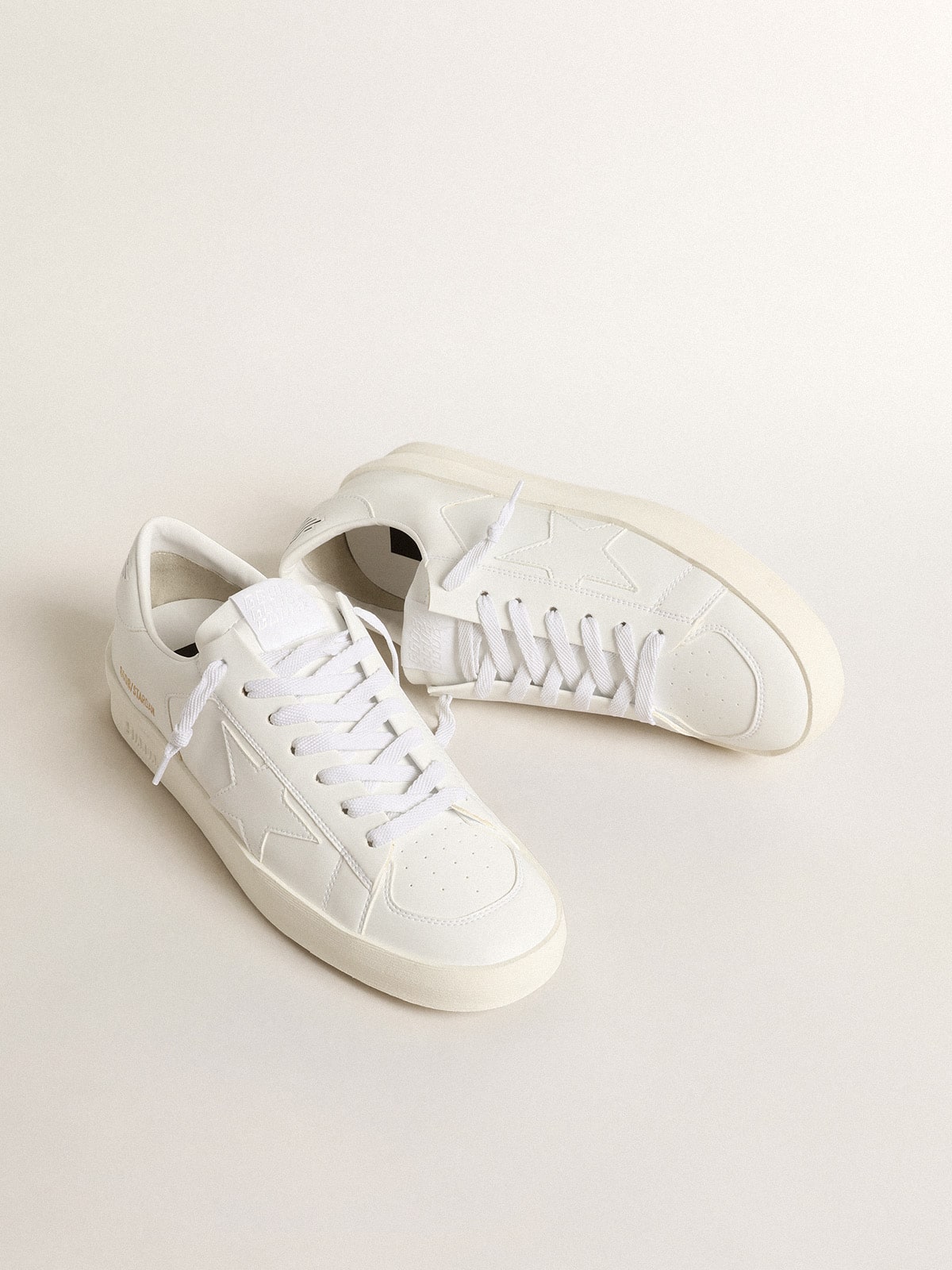 Men's bio-based Stardan with white star and heel tab| Golden Goose
