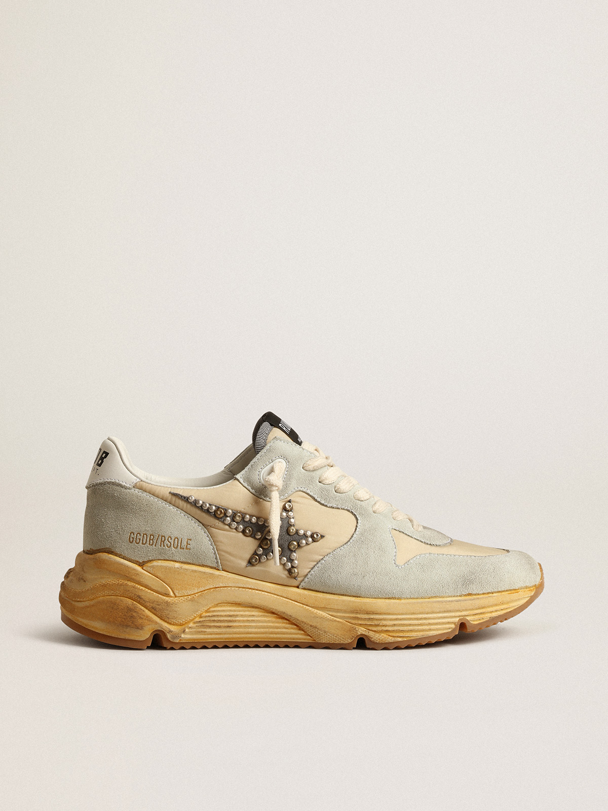 Men's Running Sole in ice gray with studded suede star| Golden Goose