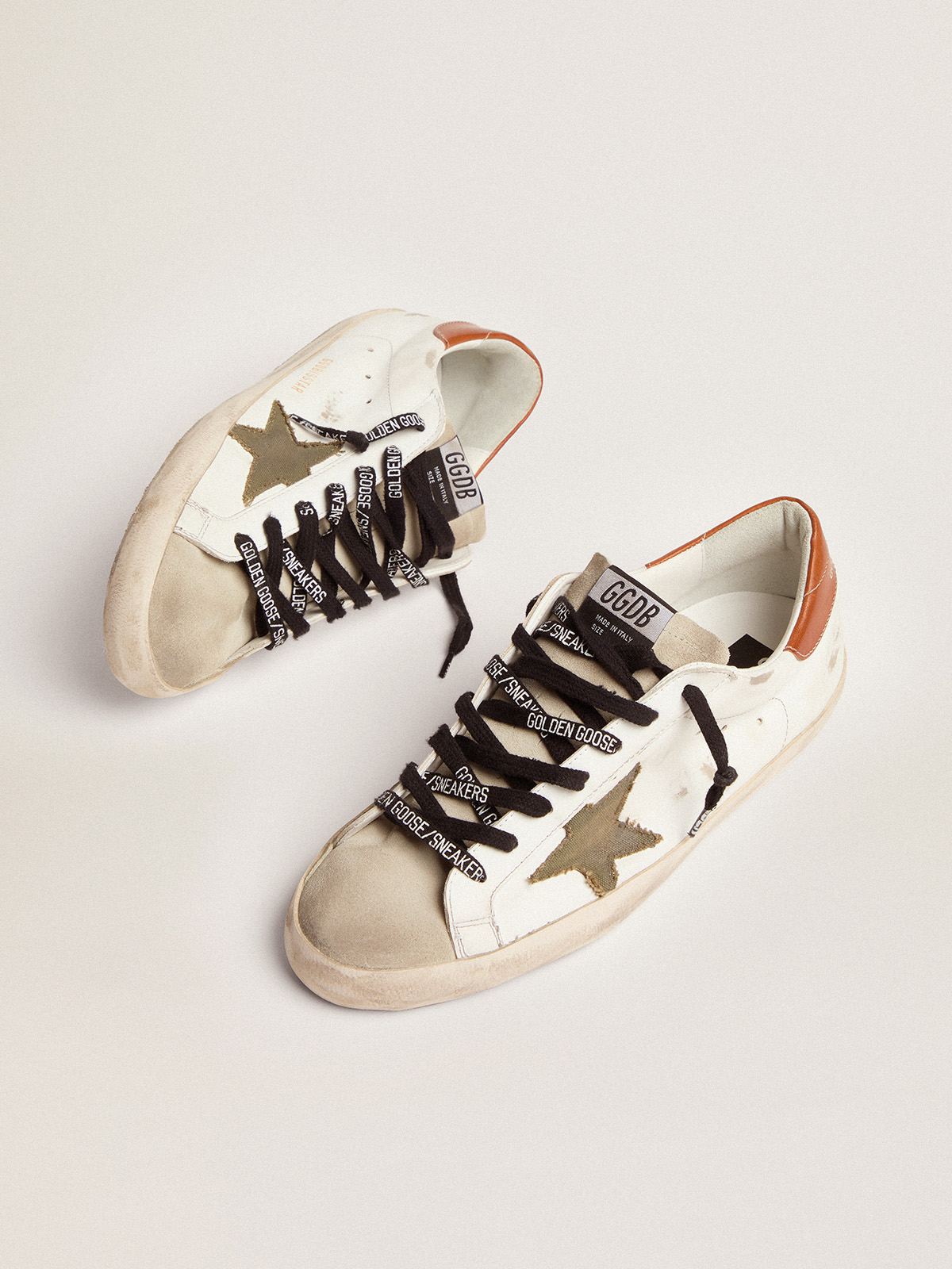 Men's Super-Star LTD with star in olive green canvas| Golden Goose