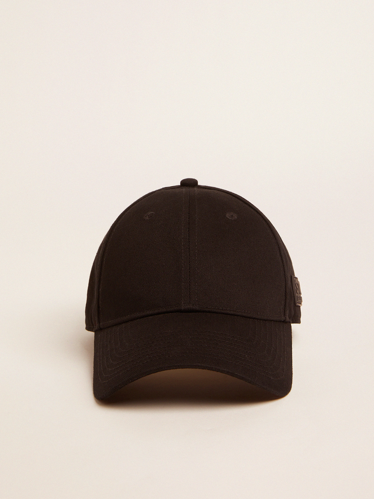 Black baseball cap with logo on the side| Golden Goose