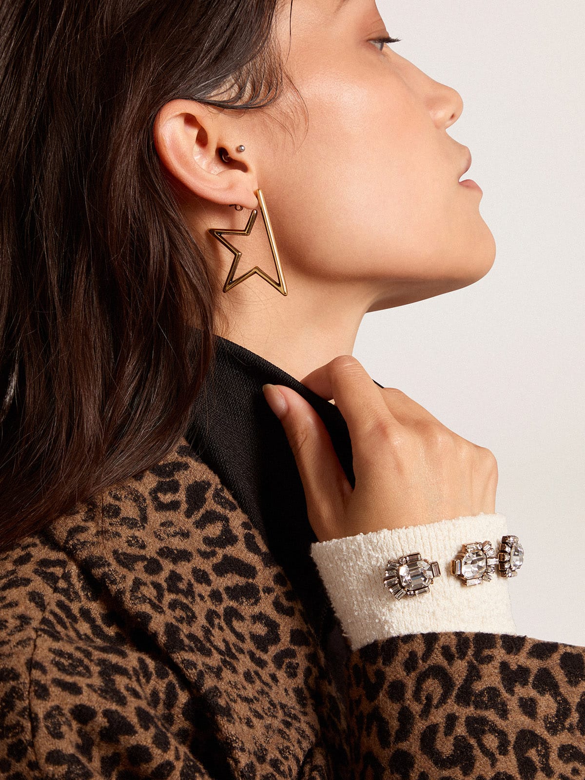 Women's Star antique gold color pendant earrings| Golden Goose