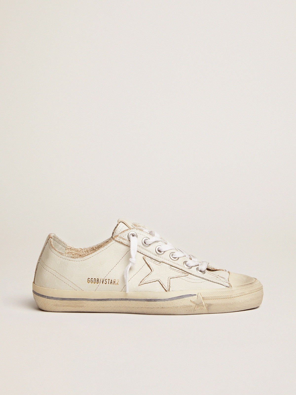 Women's V-Star in vintage effect leather| Golden Goose