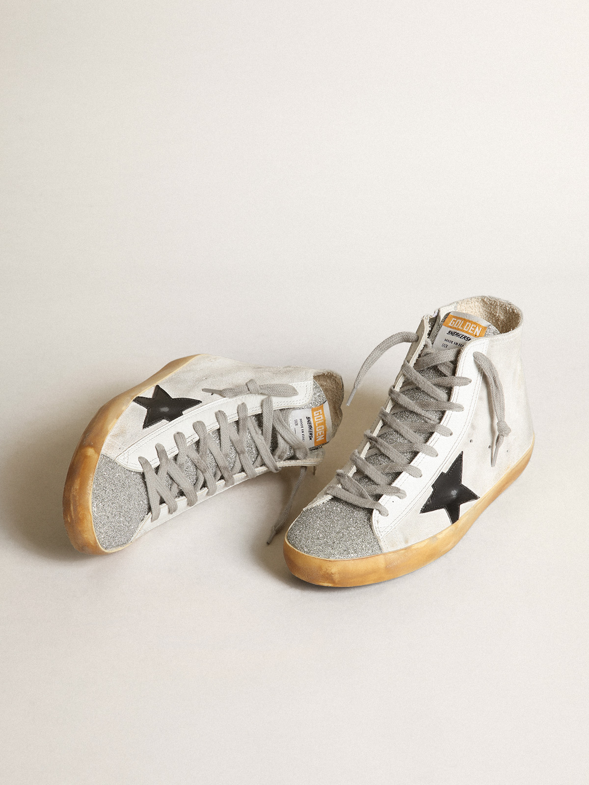Women's Francy in white suede with black leather star| Golden Goose