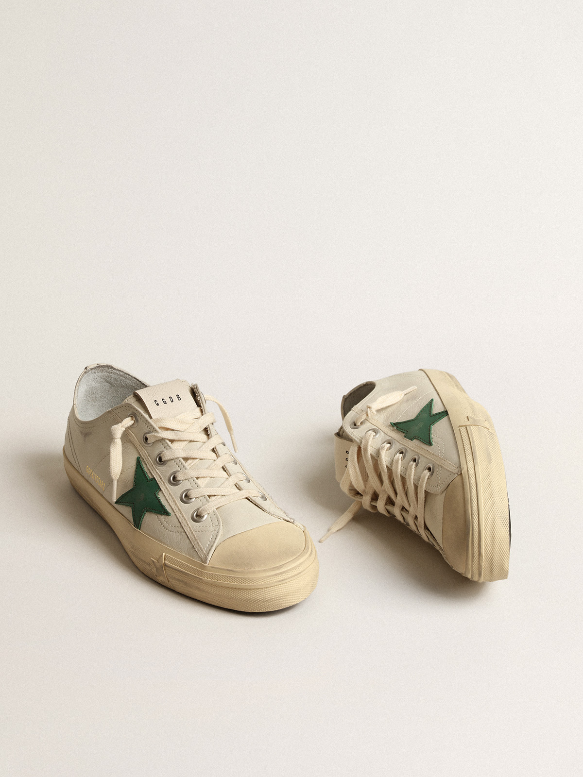 V-Star in glossy leather with green leather star| Golden Goose