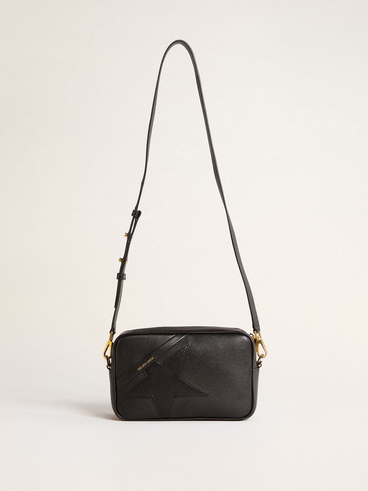 Star Bag in black leather with tone-on-tone star| Golden Goose