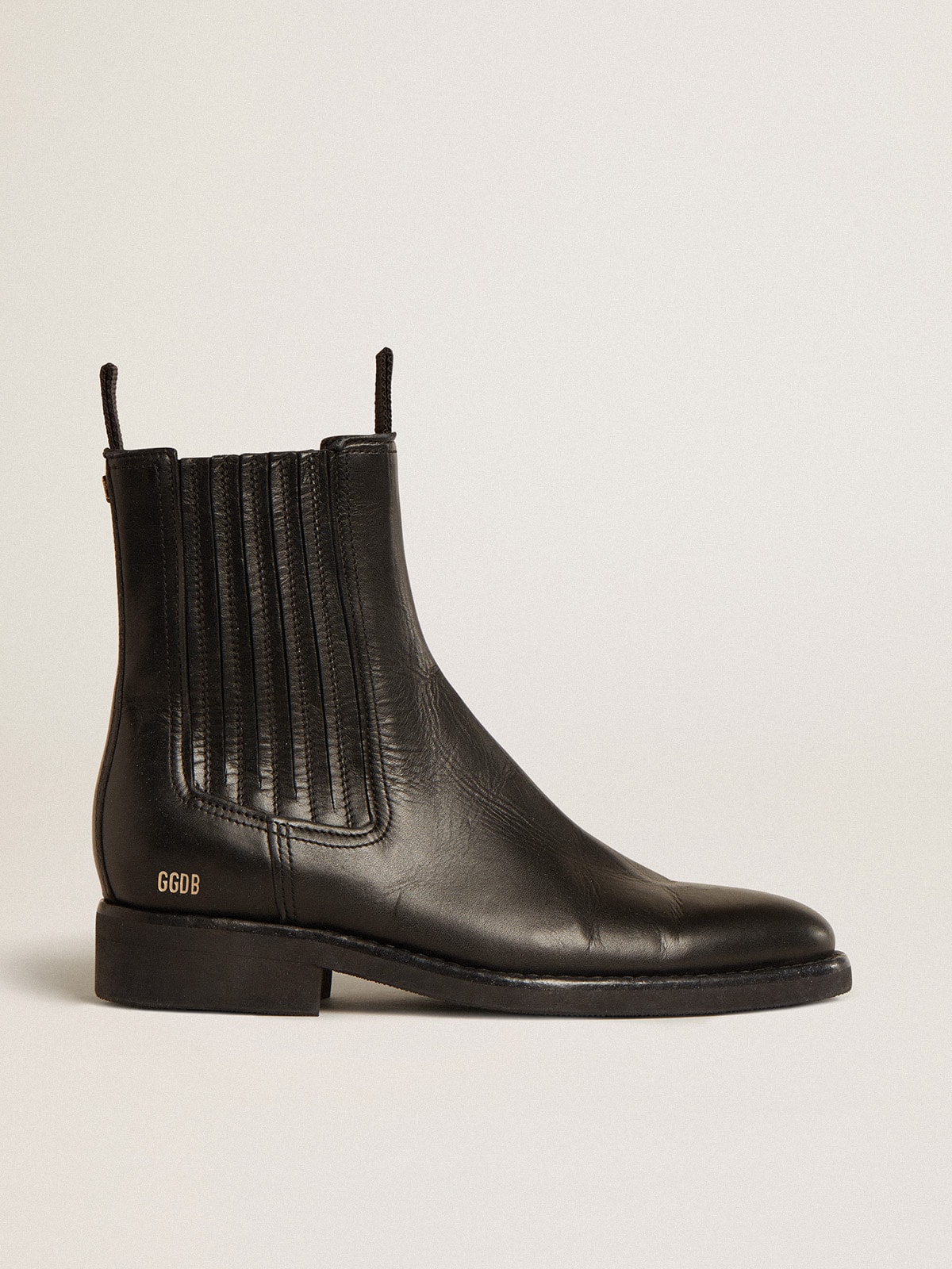 Women's Chelsea boots in black leather| Golden Goose