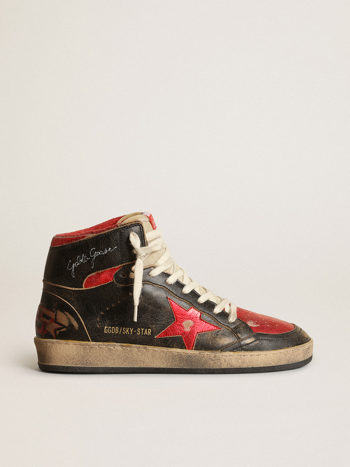 Women's Sky-Star in black glossy leather with red star| Golden Goose