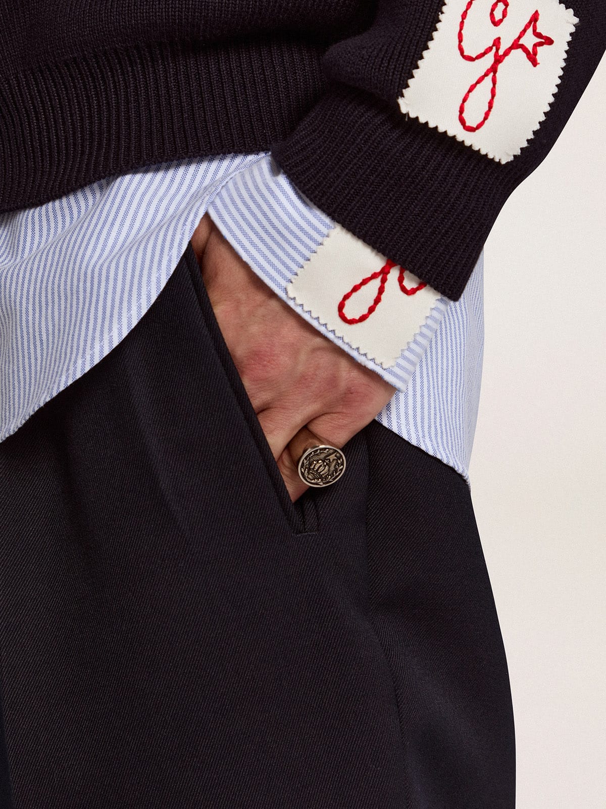 Men's signet ring in antique silver color| Golden Goose