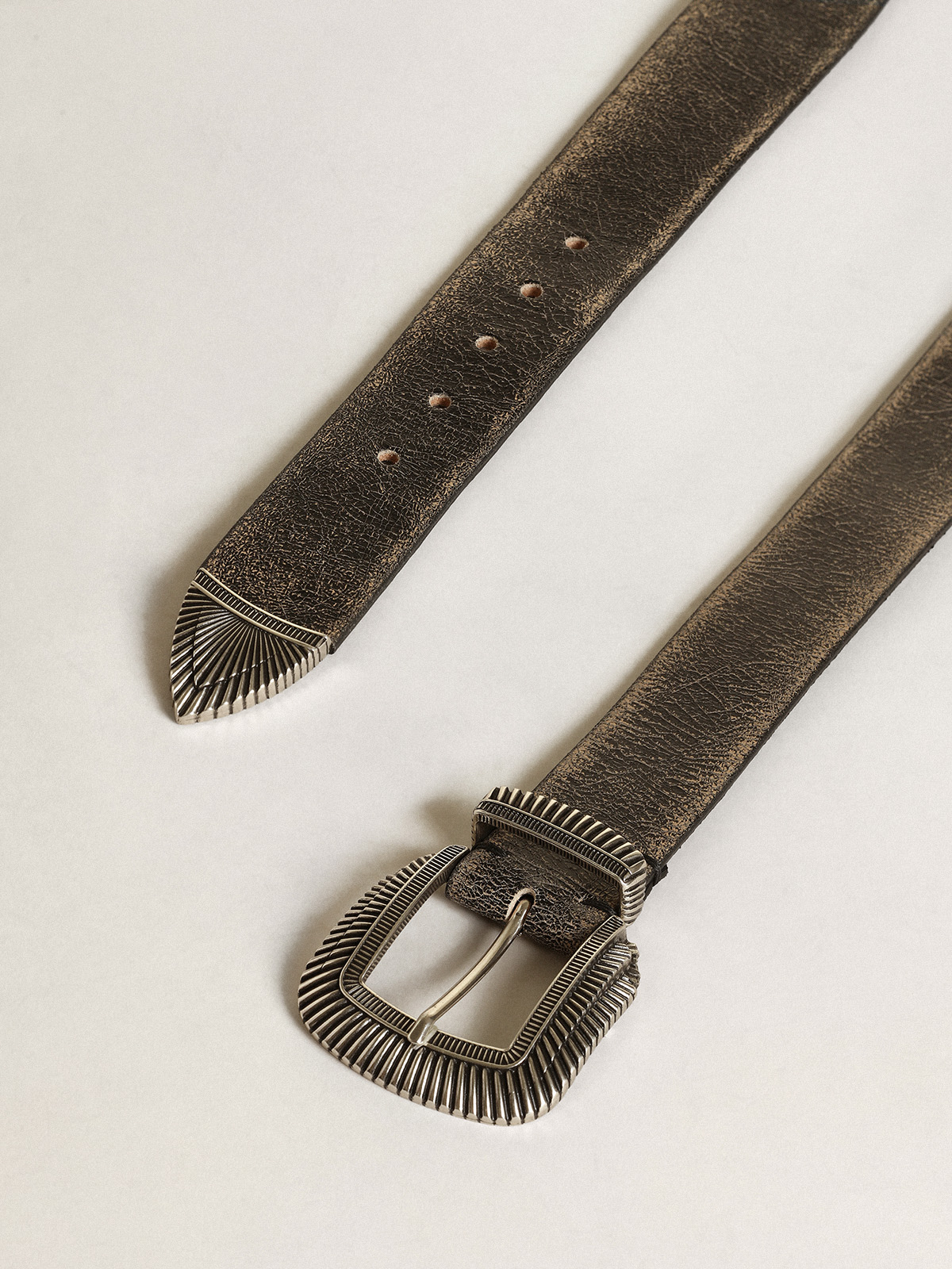 Men's belt in black leather with decorated buckle| Golden Goose