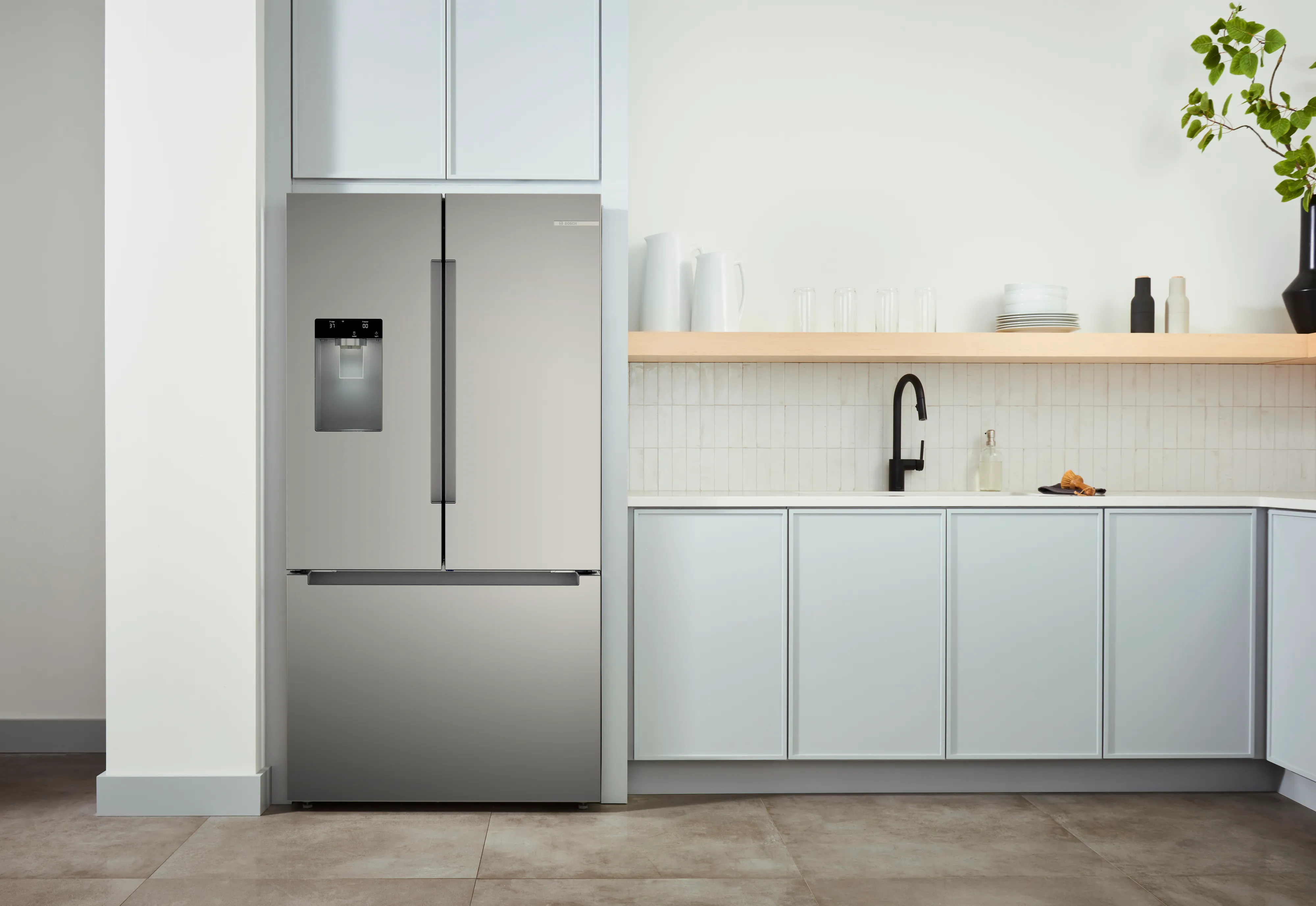Bosch B36FD10ENS 100 Series French Door Bottom Mount Refrigerator 36'' Stainless steel (with anti-fingerprint), Total No Frost