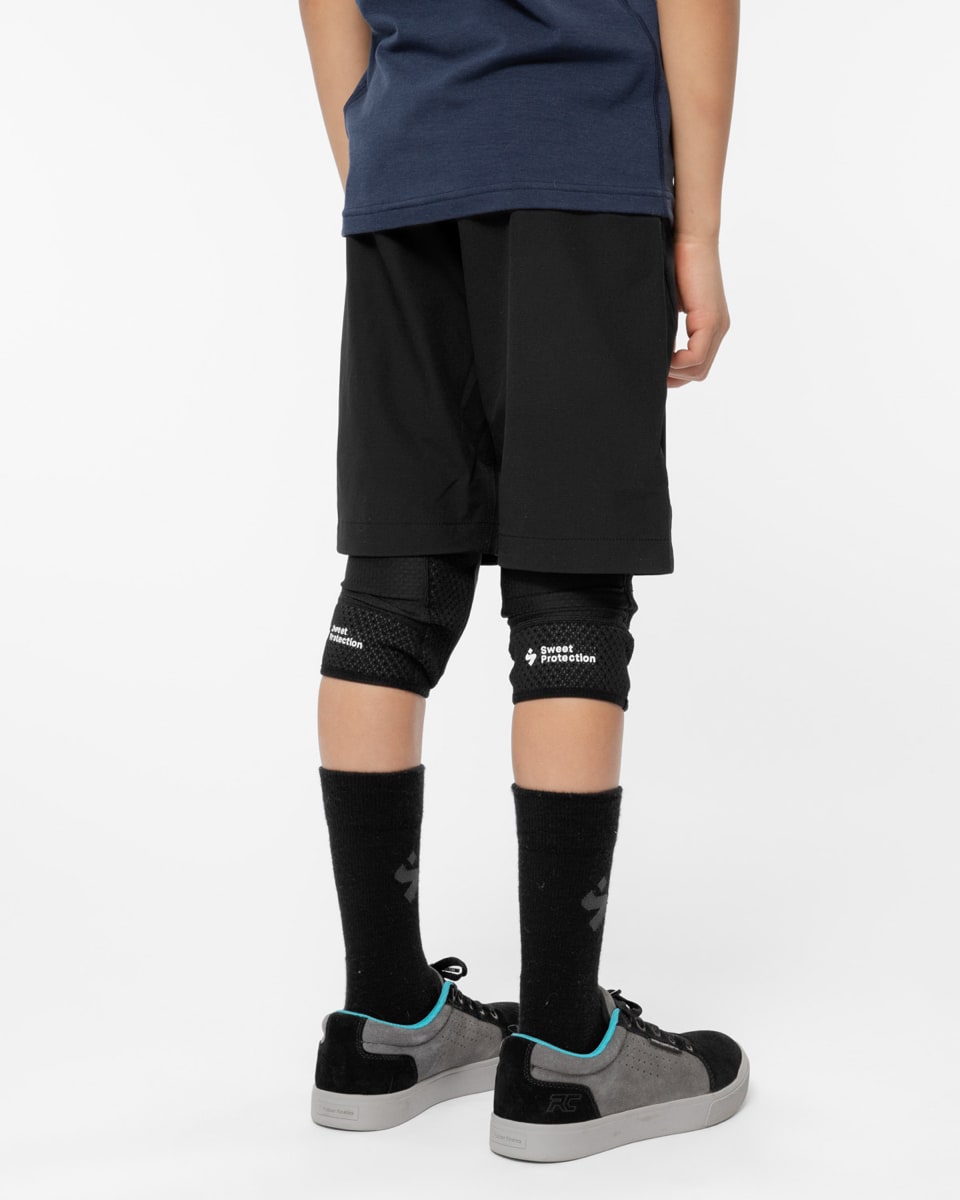 Sweet Protection Hunter Shorts Jr Black