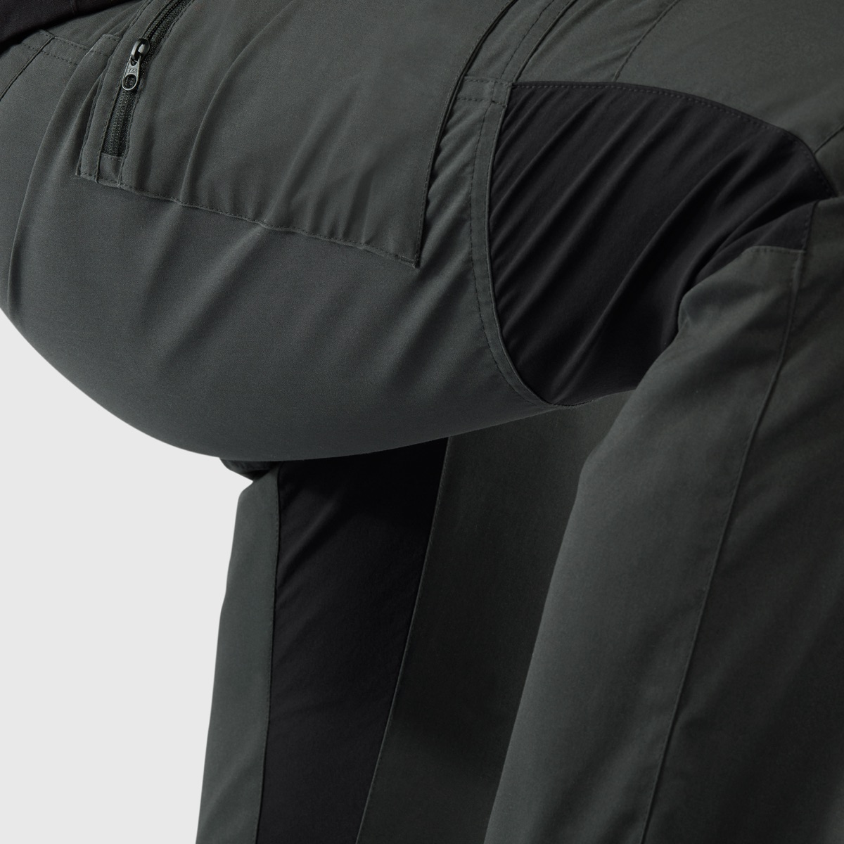 Fjällräven Women's Kaipak Trousers Curved Basalt